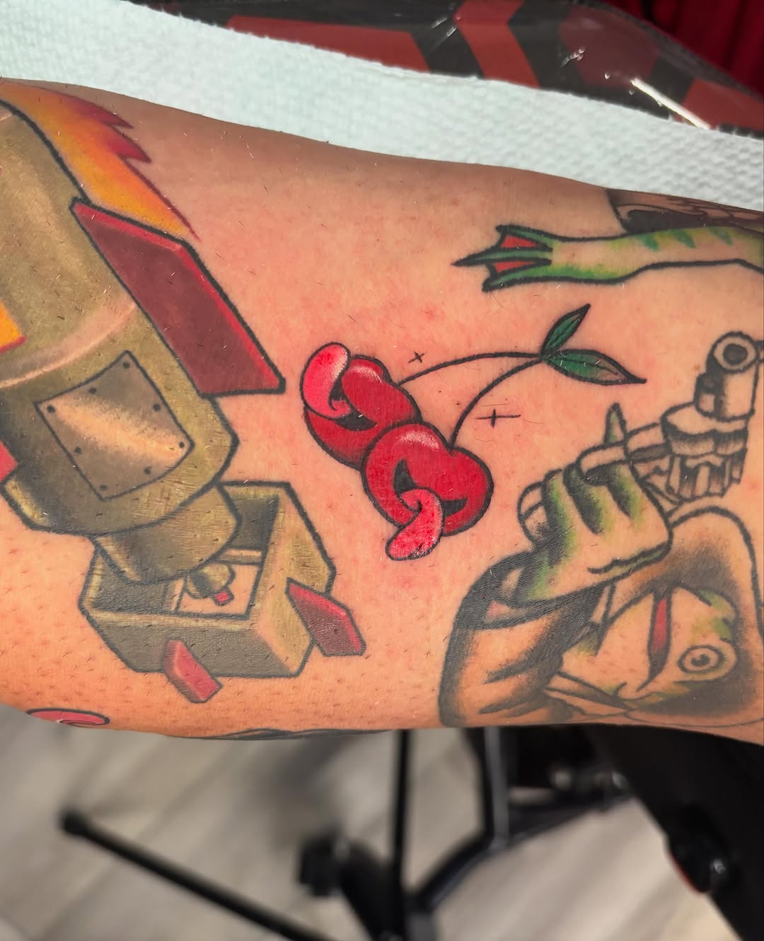 Tattoo by @cmoore04 β american_traditional