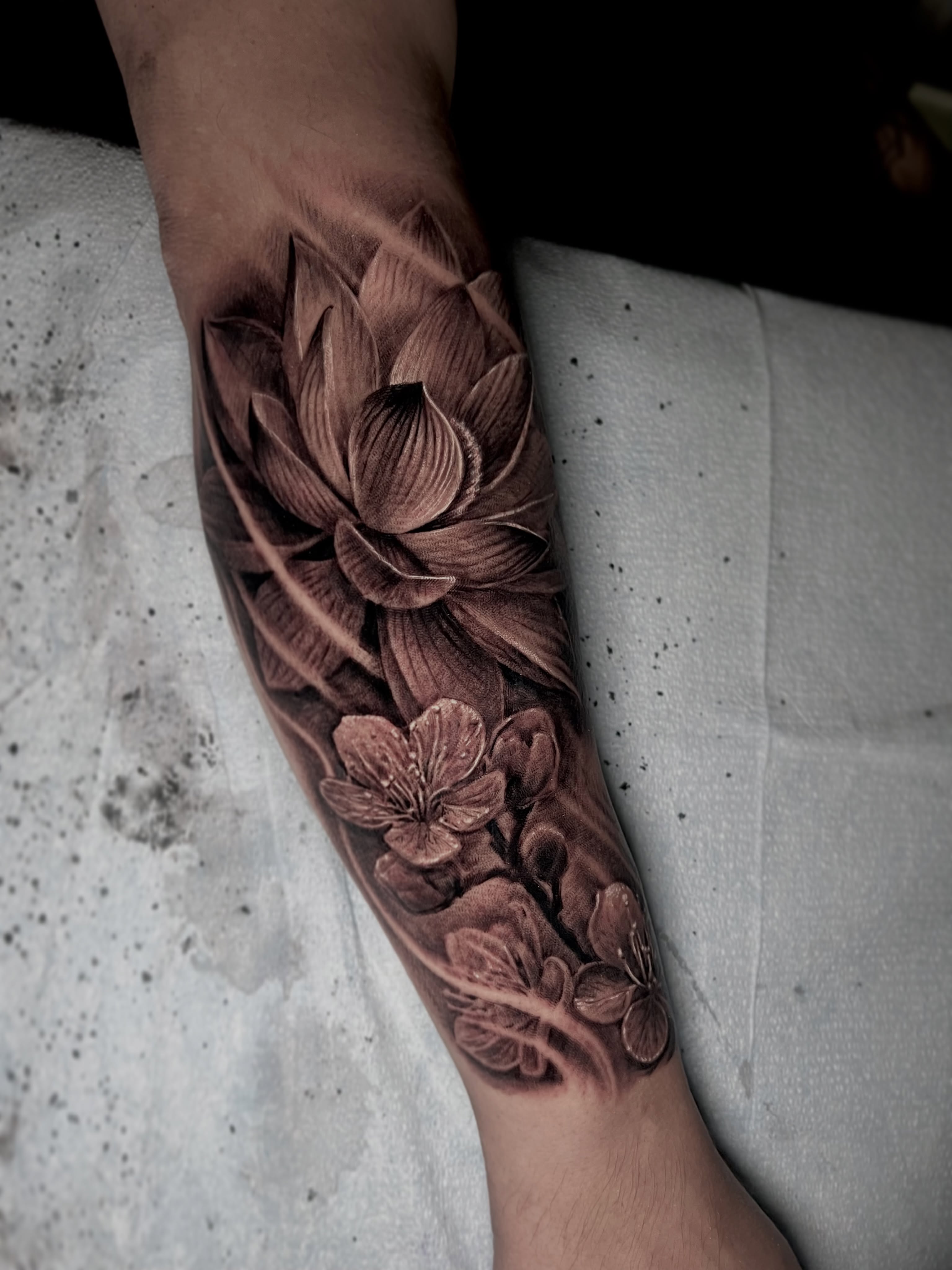 Tattoo by @aaronpackardta2 — realism, black_and_grey