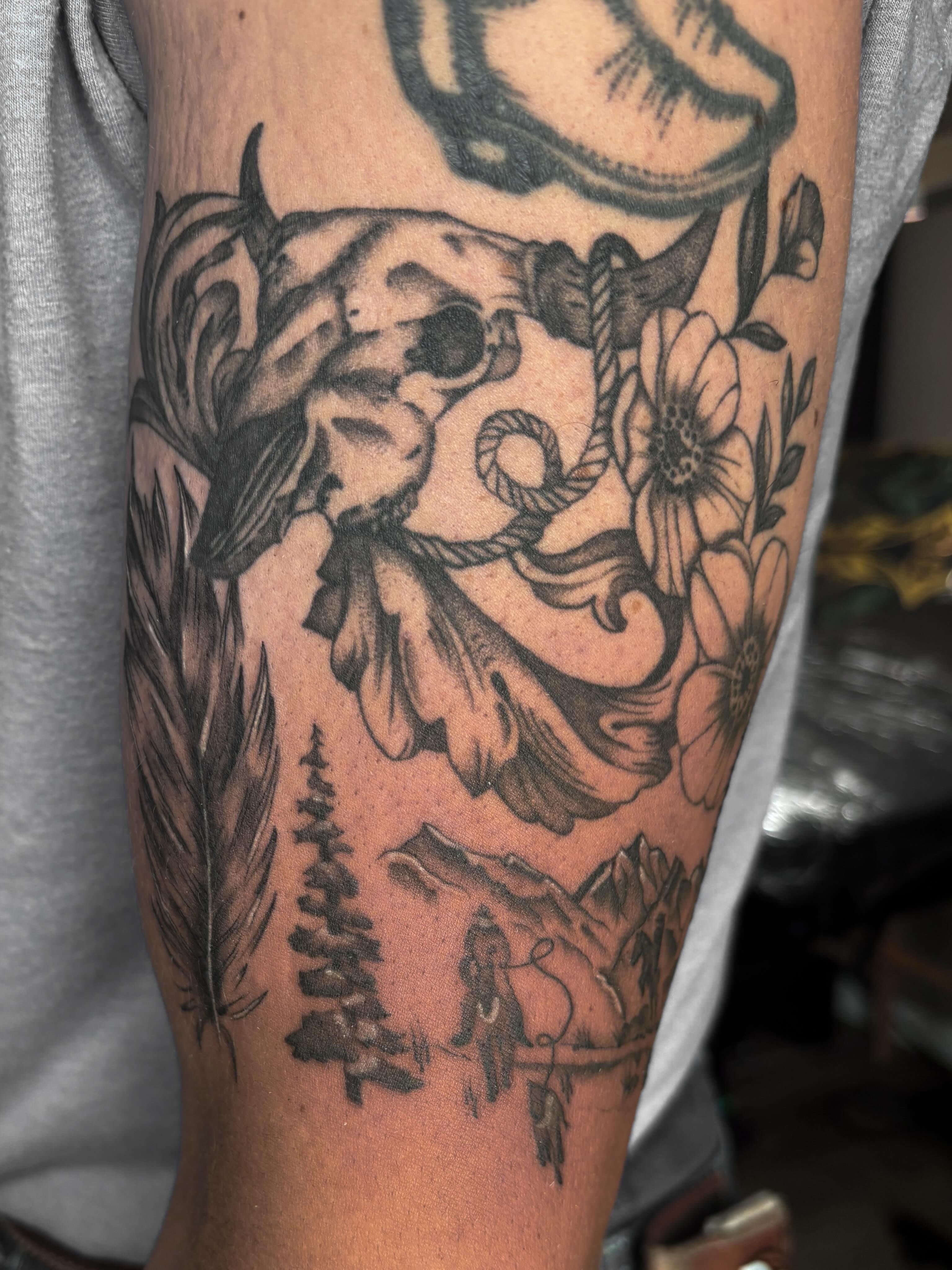 Tattoo by @persephoneink_ — black_and_grey