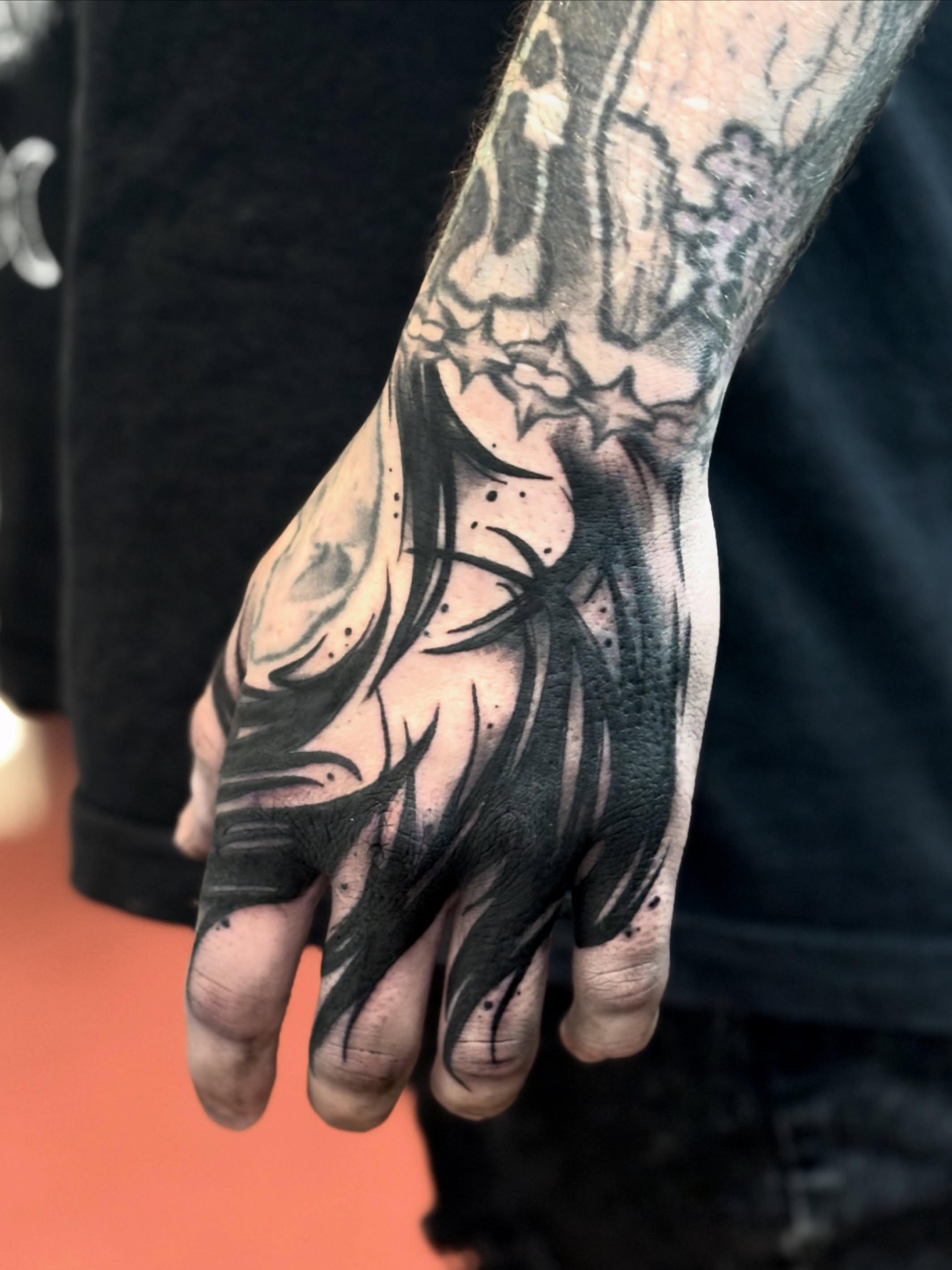 Tattoo by @draventoewstattoo — black_and_grey, dotwork