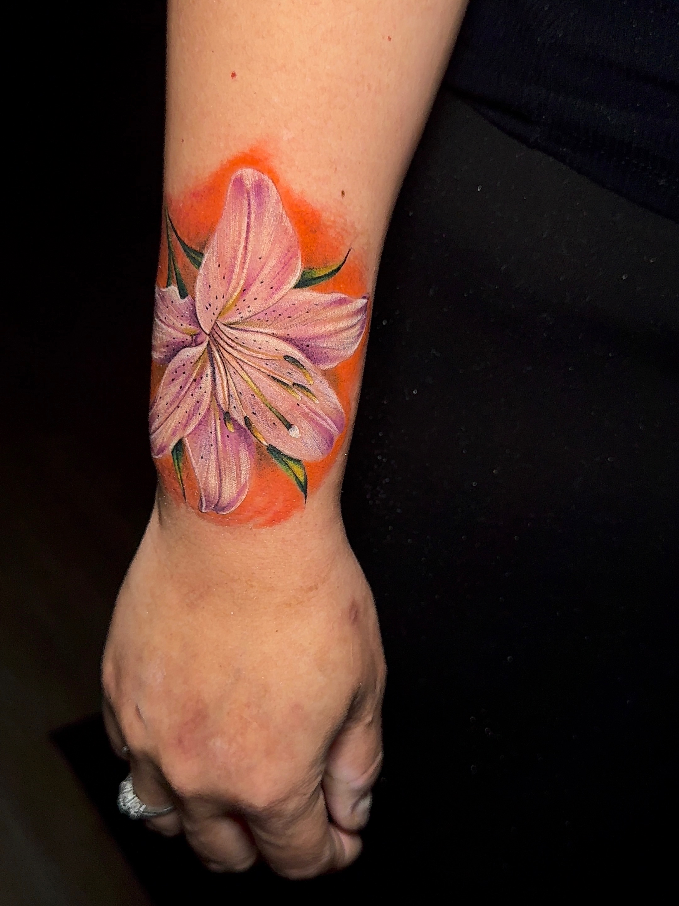 Lily realism tattoo on the forearm by Dallas tattoo artist, Dallas, Texas