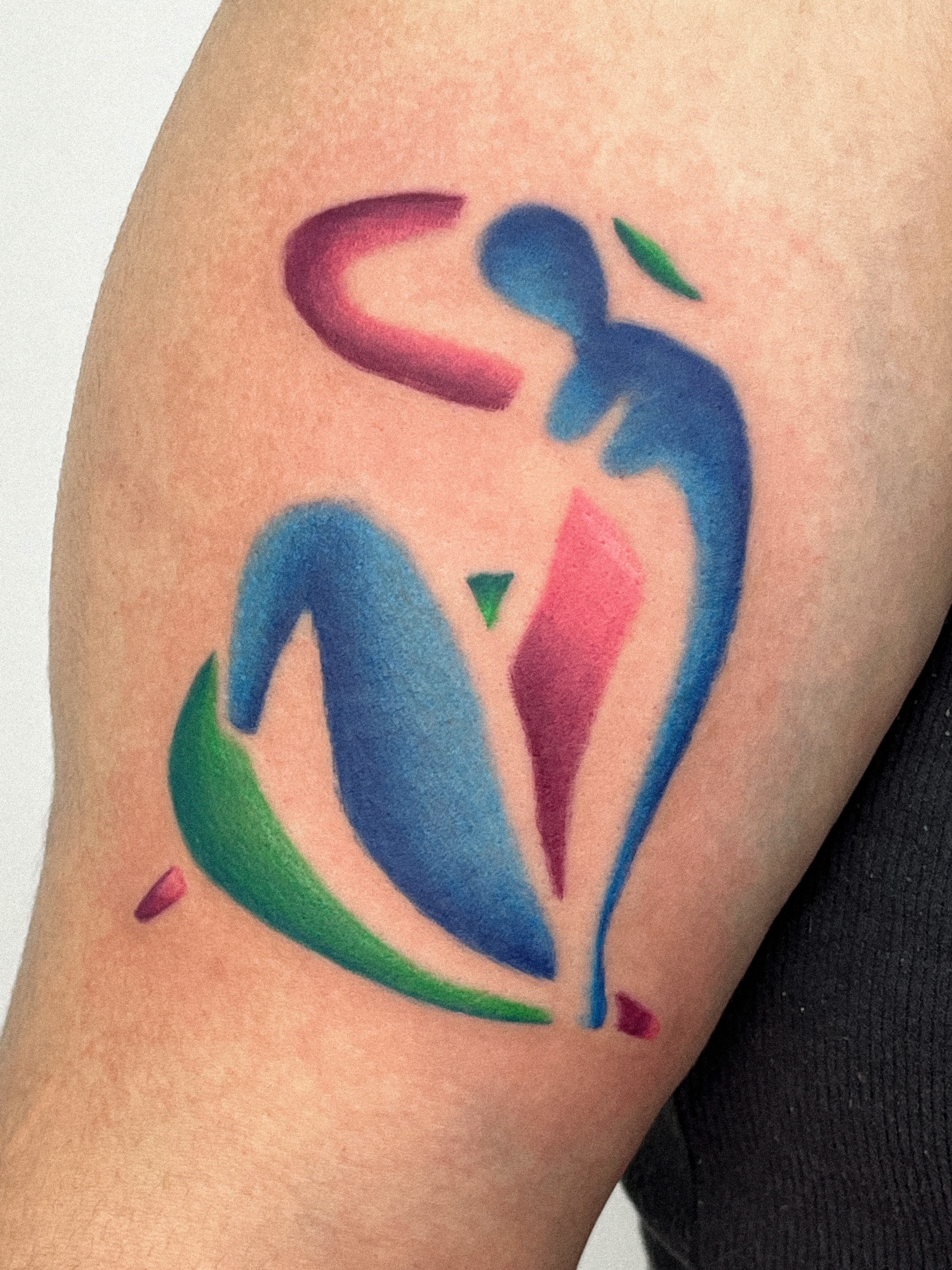 Tattoo by @juliatatua — watercolor