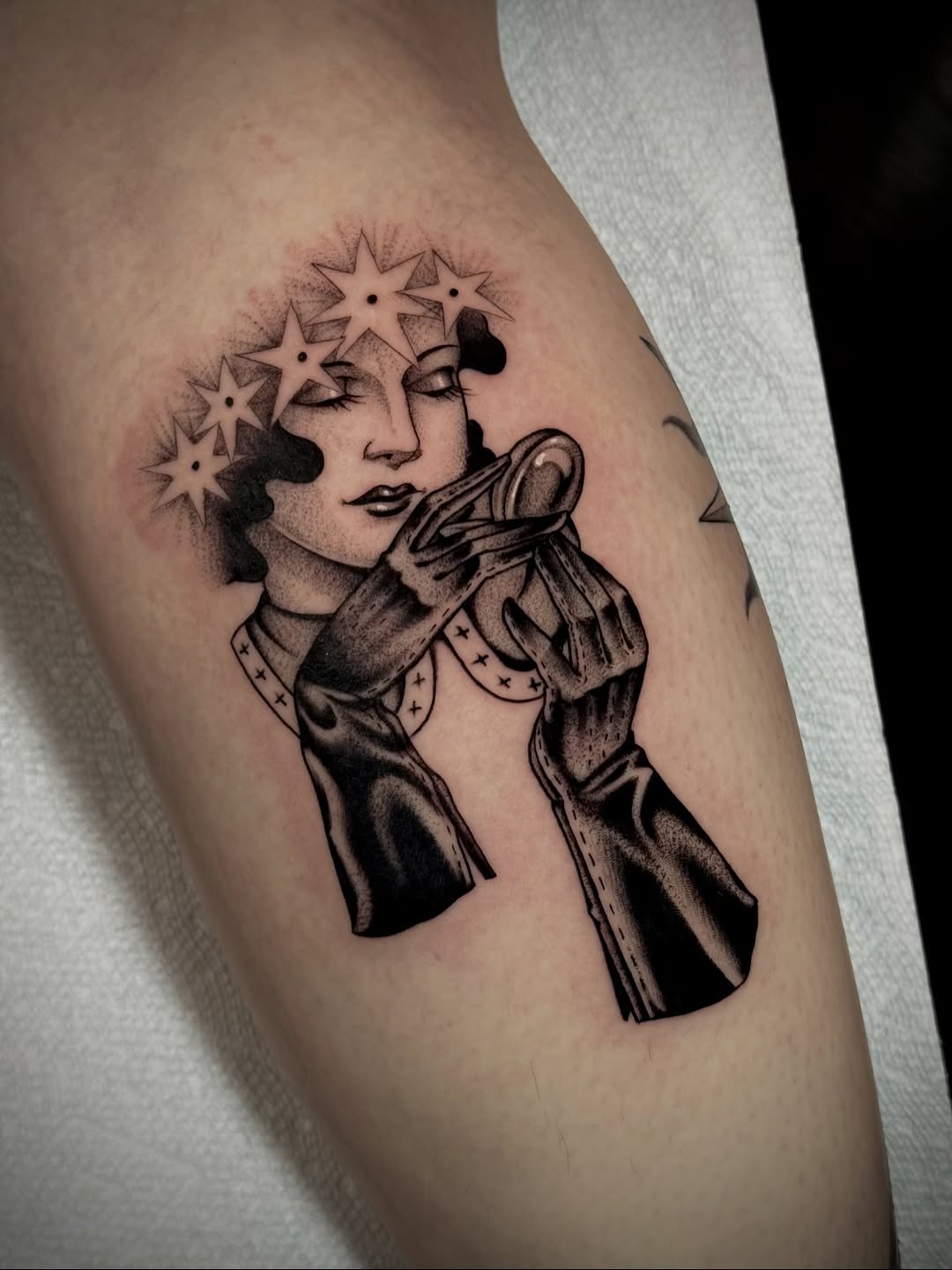 Tattoo by @ellvee_tattooer — black_and_grey, realism