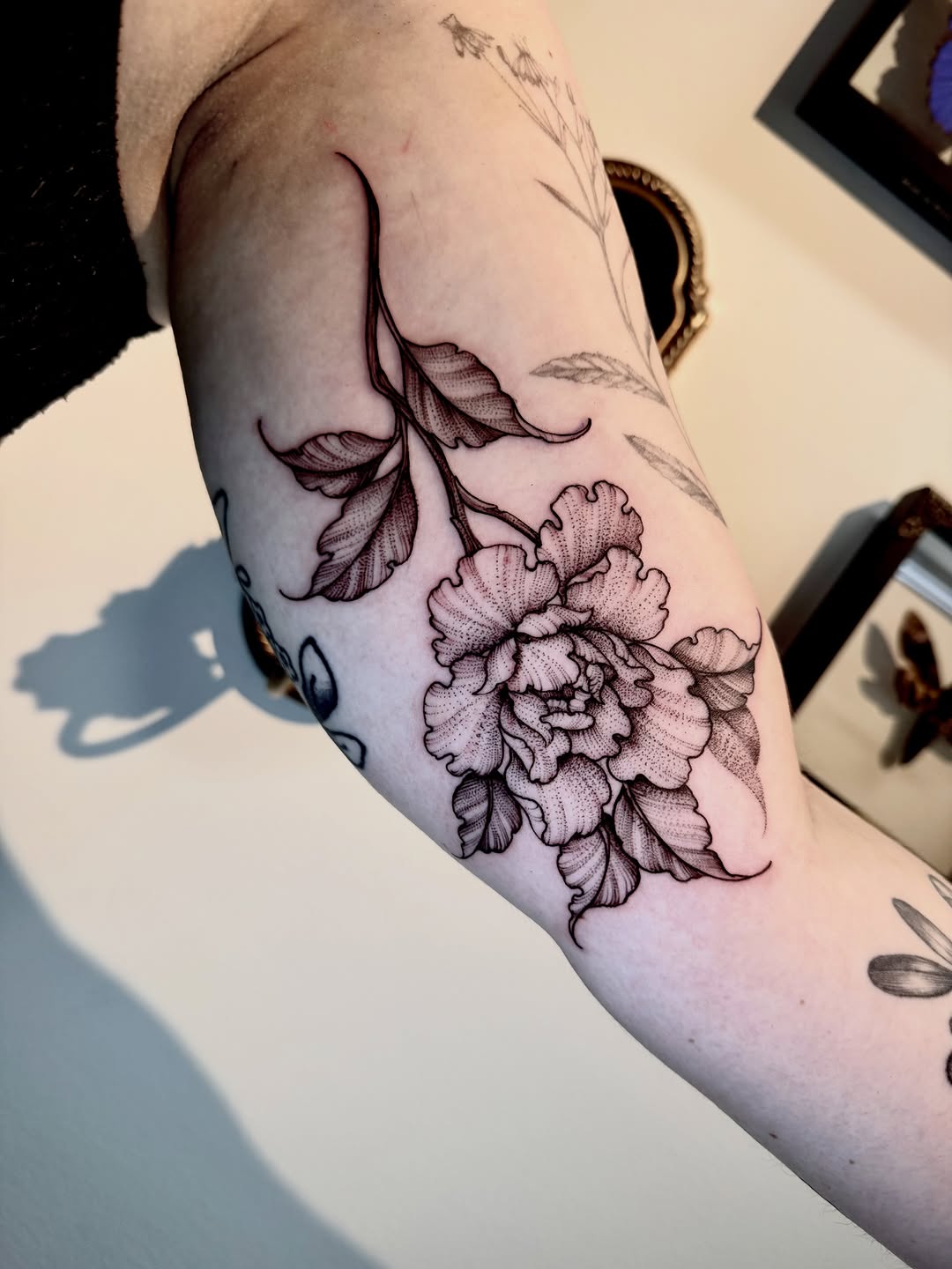 Tattoo by @arteink_bymirtha β dotwork, black_and_grey