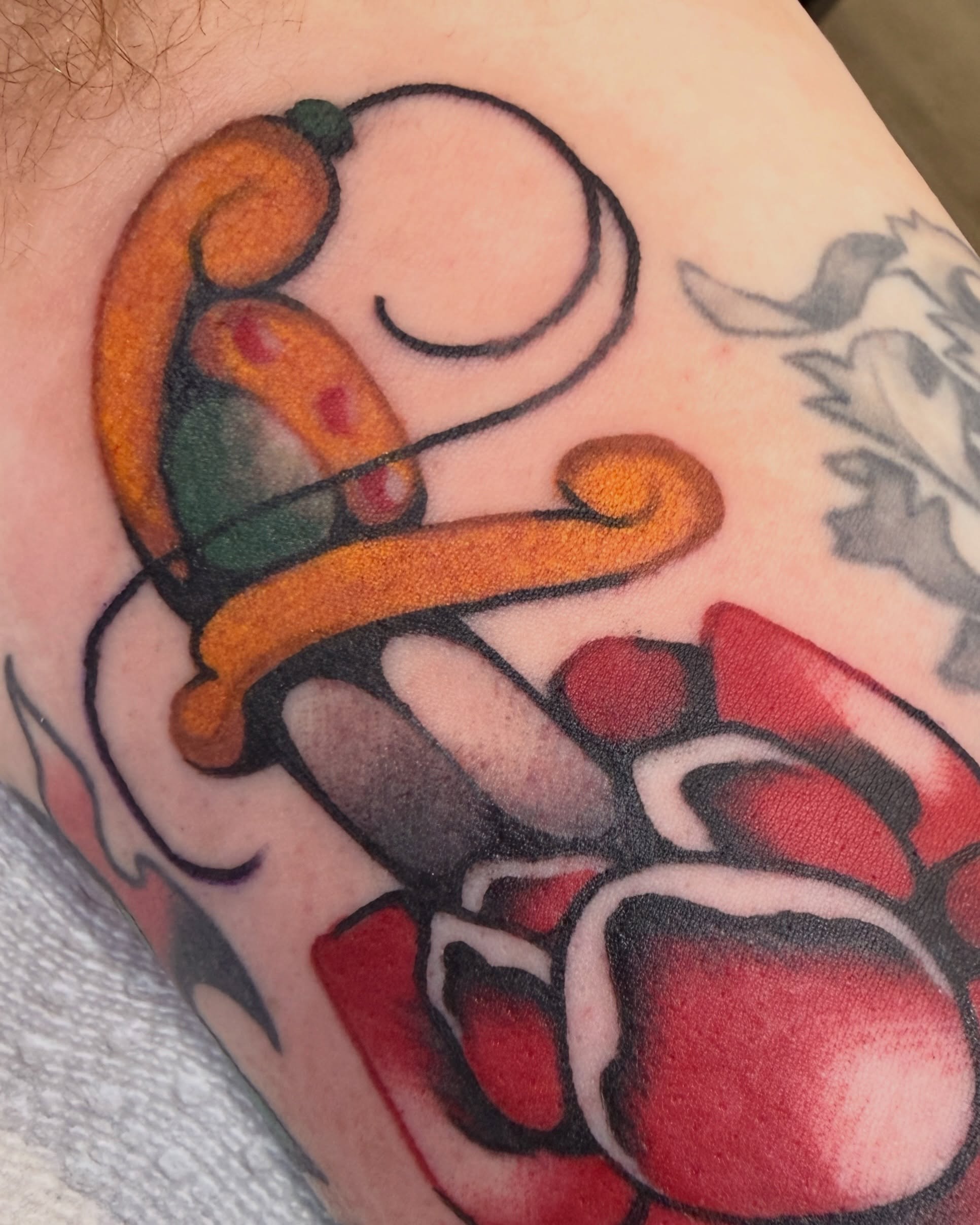 Tattoo by @radrattyripper β new_school