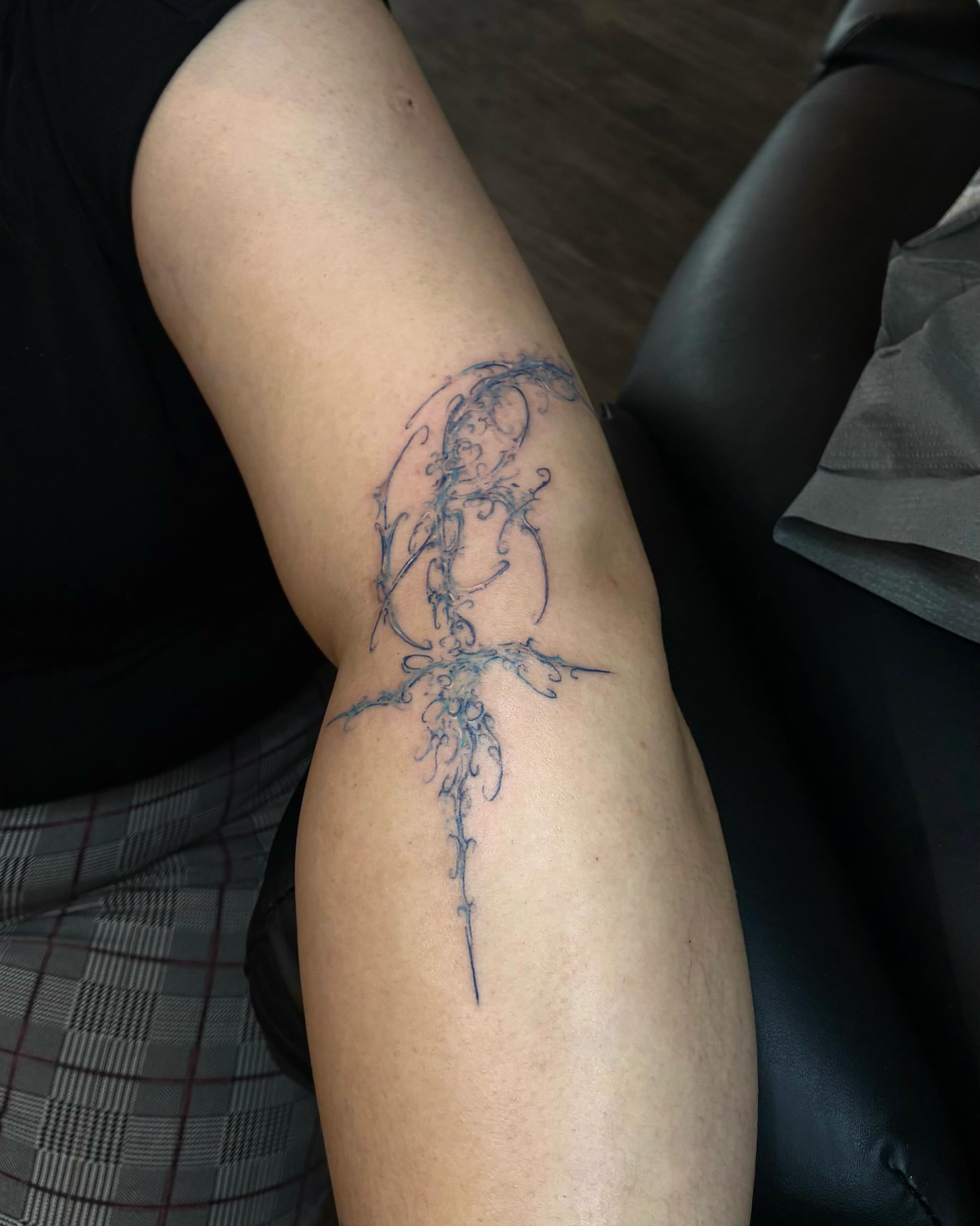 Tattoo by @smashyourboyy — black_and_grey
