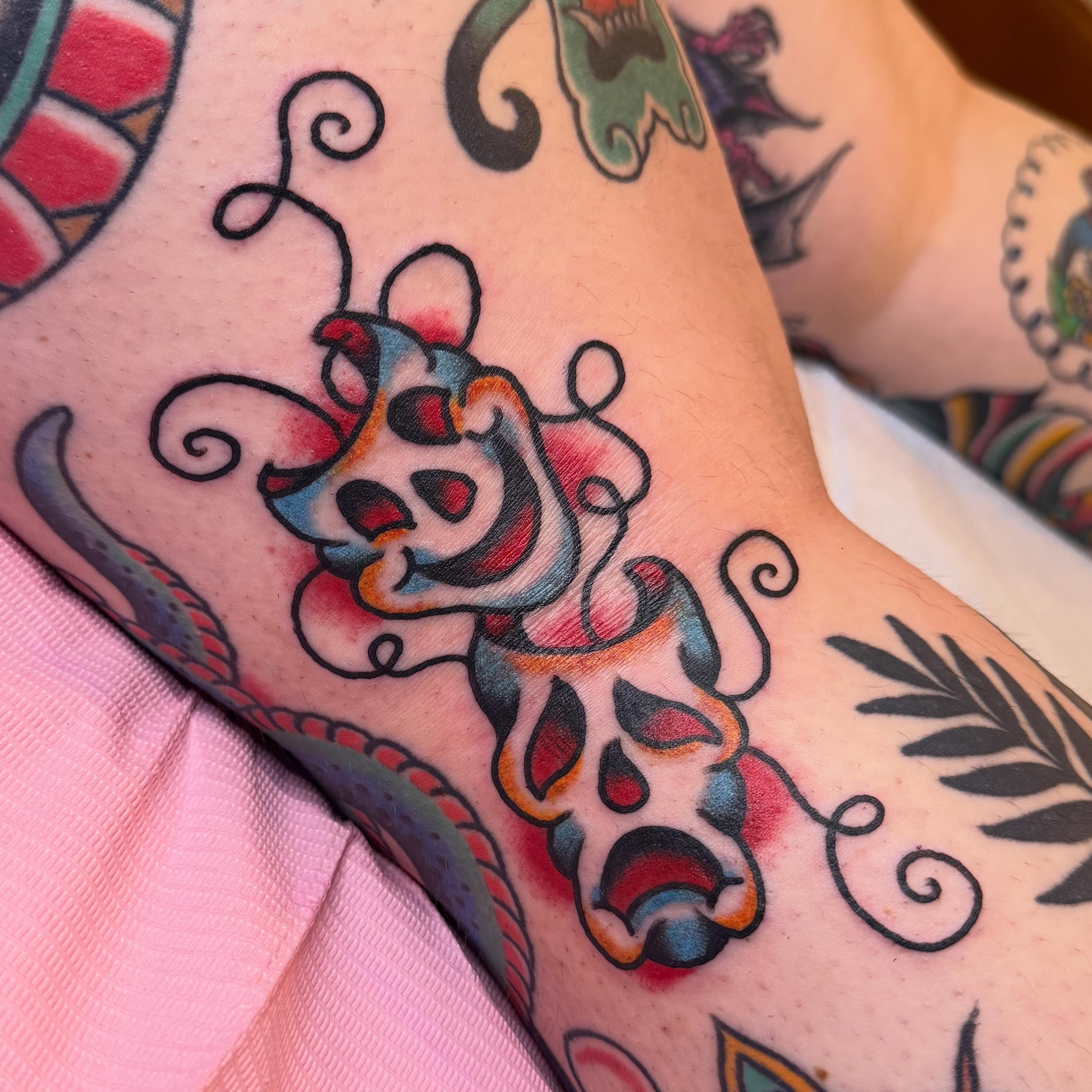 Clown American traditional tattoo on the forearm by 🩸 𝓢𝔂𝓵𝓿𝓲𝓮 🩸 ▪︎ 𝕯𝖊𝖓𝖛𝖊𝖗 𝕿𝖆𝖙𝖙𝖔𝖔𝖊𝖗 ▪︎