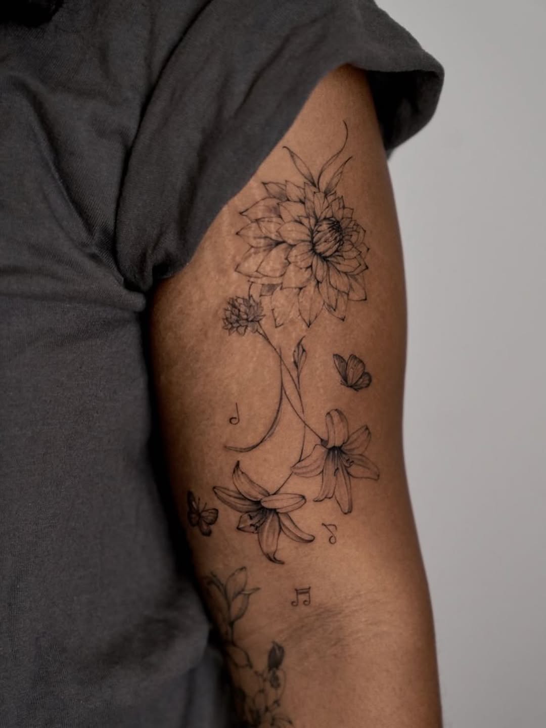 Tattoo by @sonia_ink_ — fine_line, minimalist