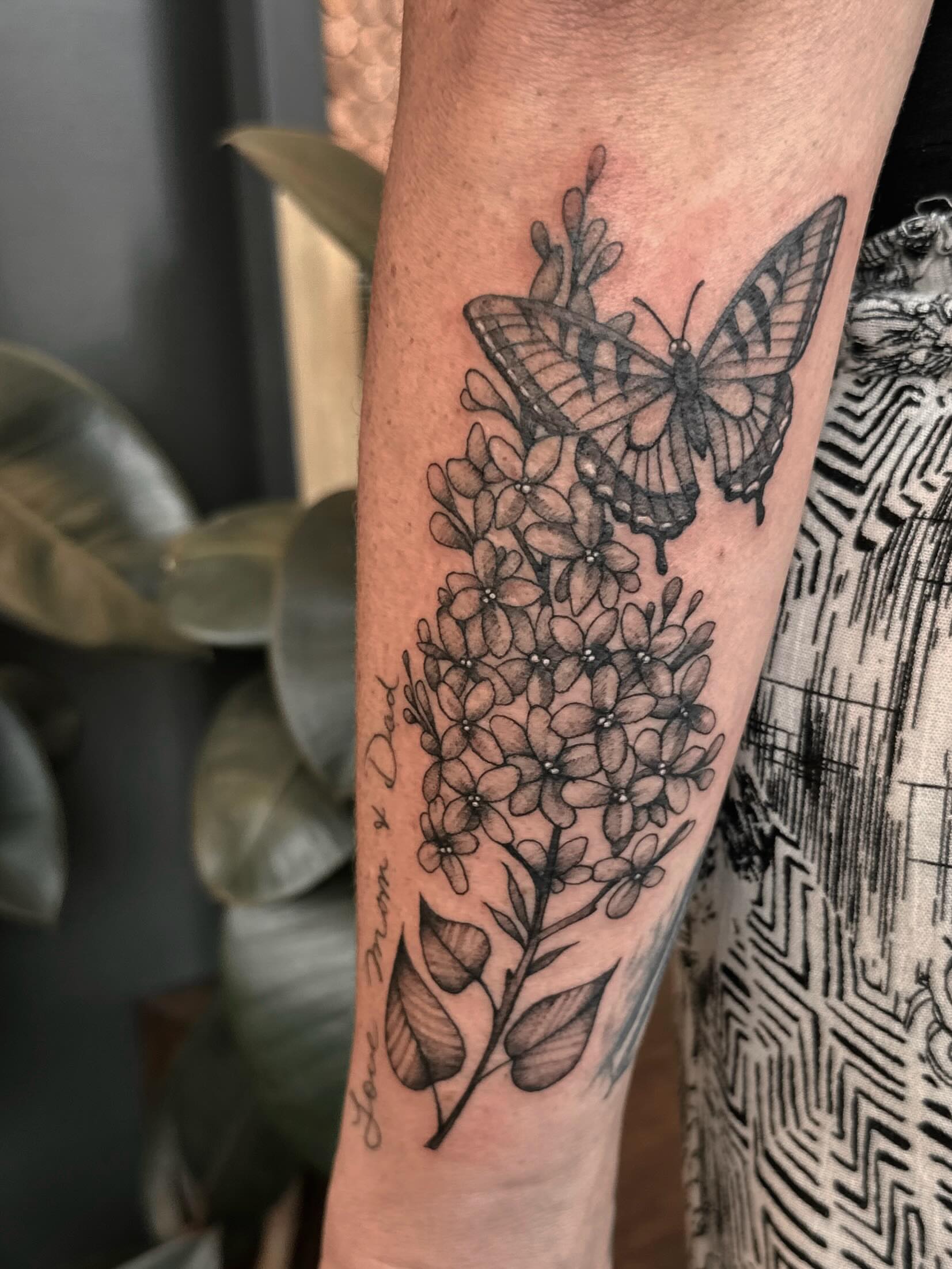 Tattoo by @shroomgrrrl — black_and_grey, realism