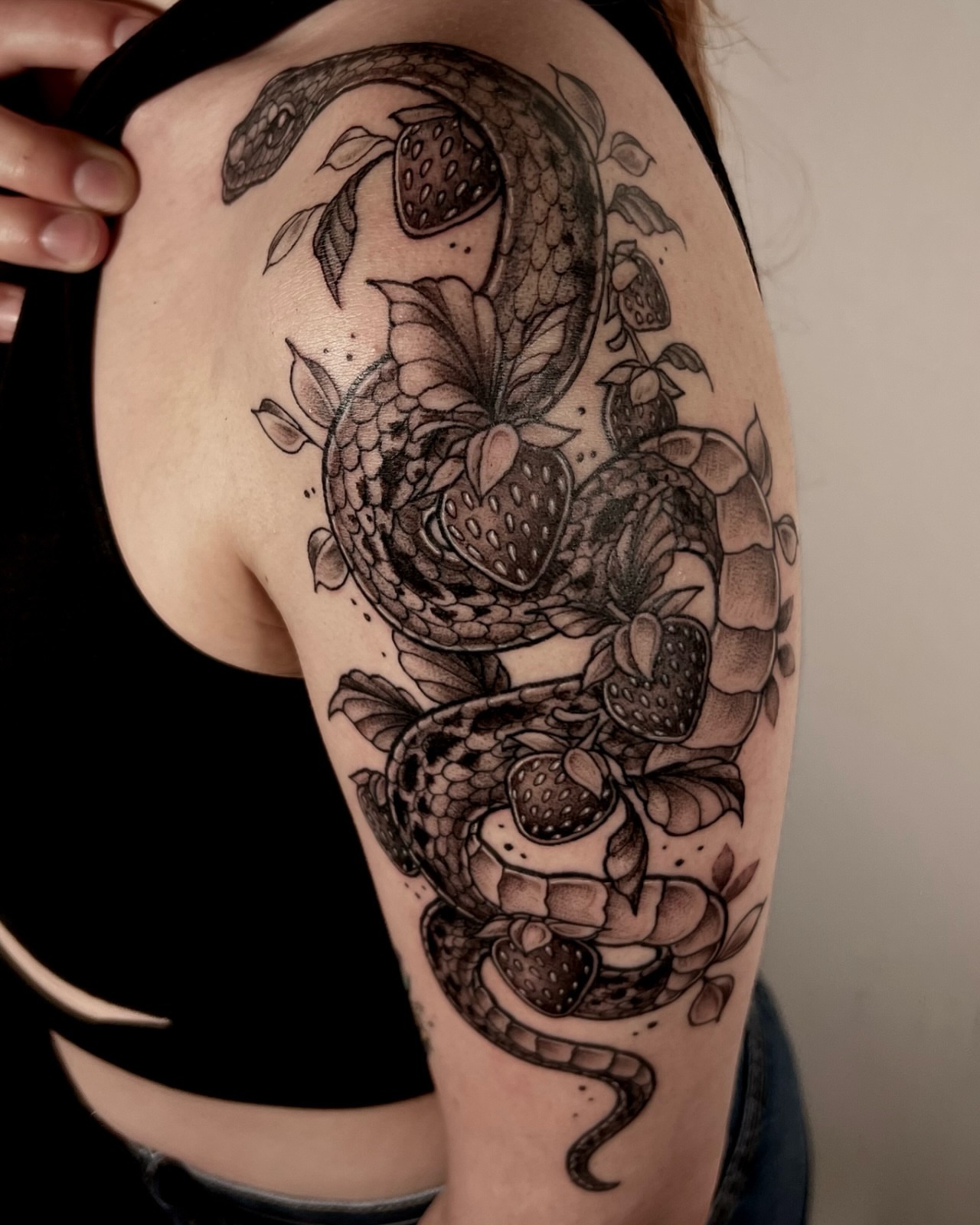 Tattoo by @olympe_ktattoos — black_and_grey, realism