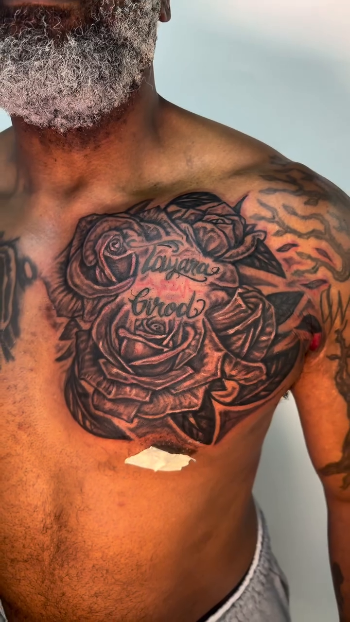 Roses with names realism tattoo by Justin custard Tattoo💉Artist 🎨Painter