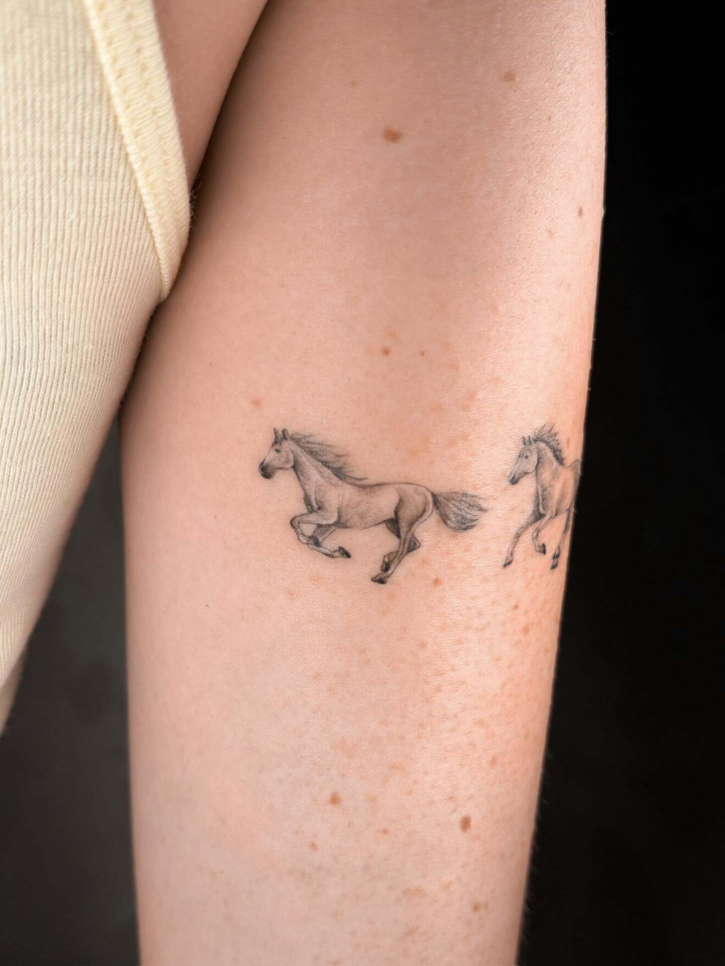 Tattoo by @eudokeotattoo — realism