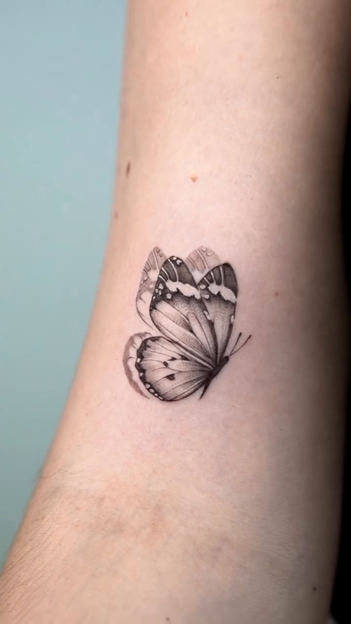 Tattoo by @sophiink — fine_line, dotwork