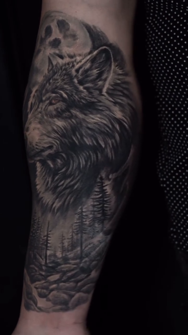 Wolf and sword tattoo realism tattoo on the forearm by 𝐍𝐄𝐗'𝐒 𝐈𝐍𝐊 🇨🇺, Tampa