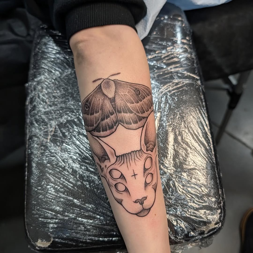 Tattoo by @heathstudiosandtattoo — black_and_grey, dotwork