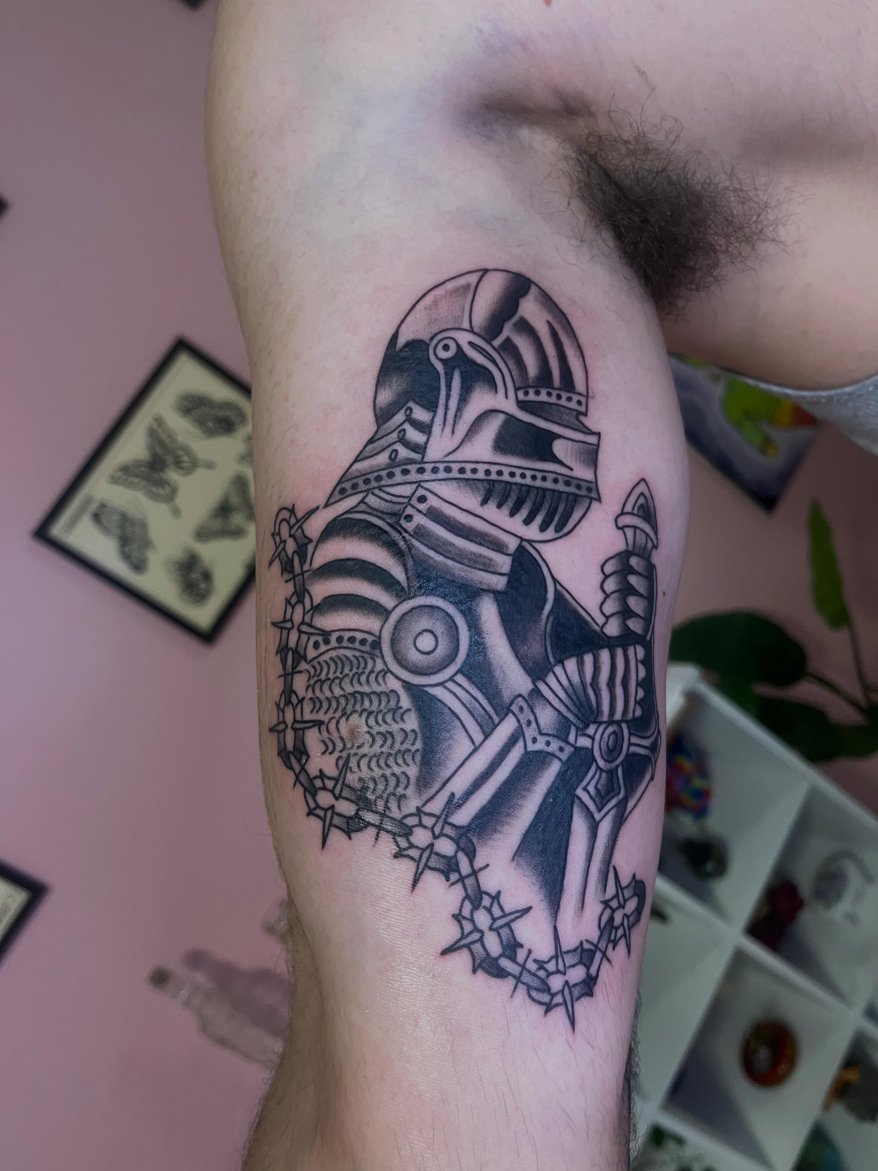 Tattoo by @elizabethzerena — black_and_grey
