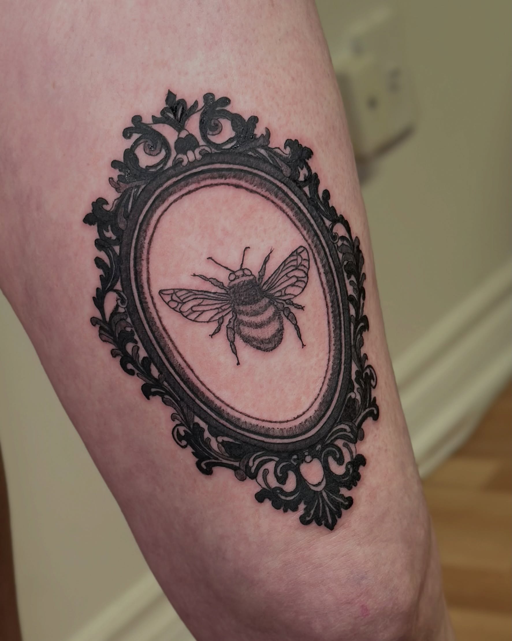 Tattoo by @alchemillia.tattoos — black_and_grey