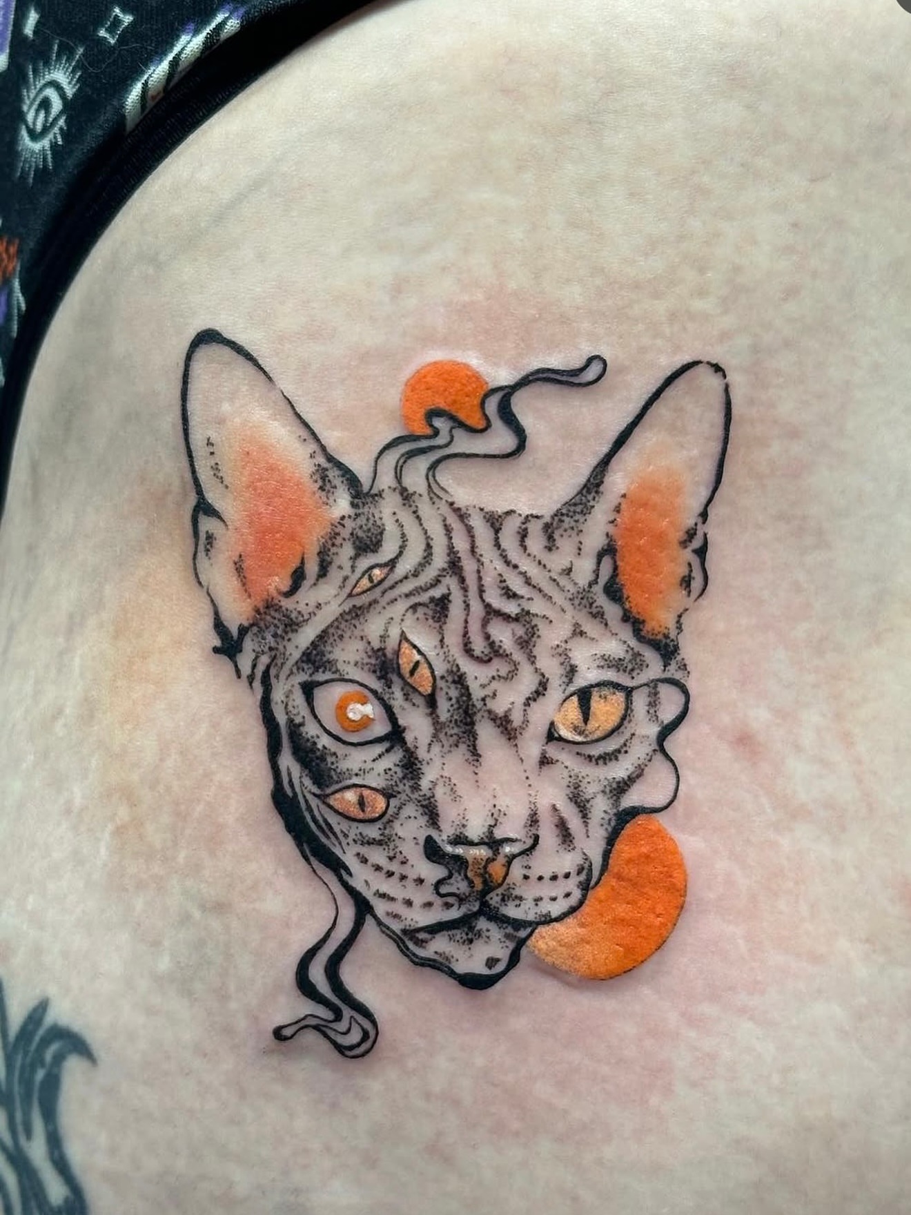 Tattoo by @sierrce — dotwork