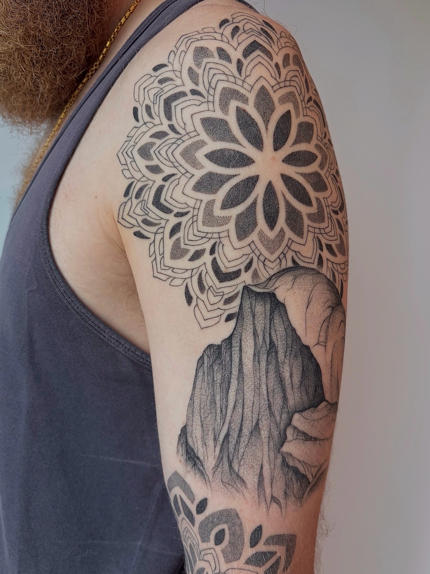 Tattoo by @art.byjaclyn — black_and_grey, geometric