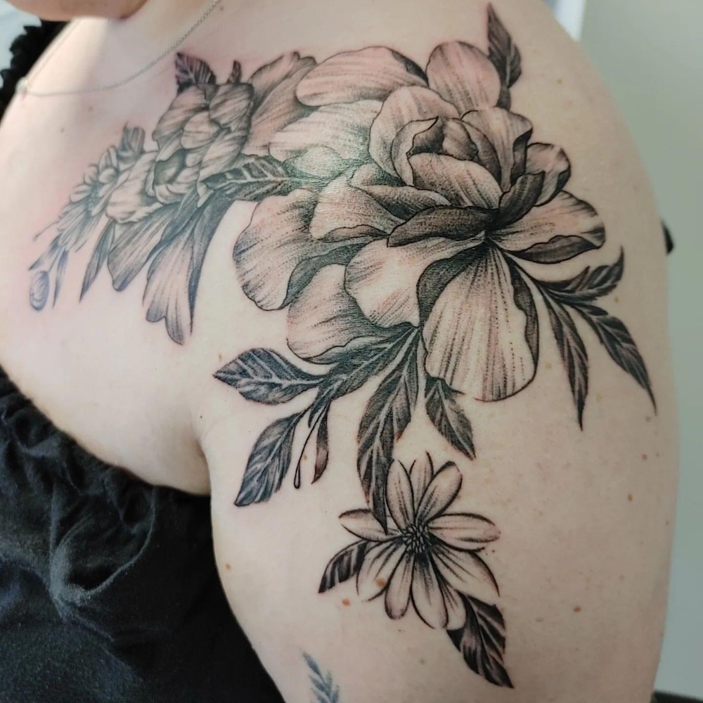 Tattoo by @permanentpicturestattoo โ black_and_grey, realism