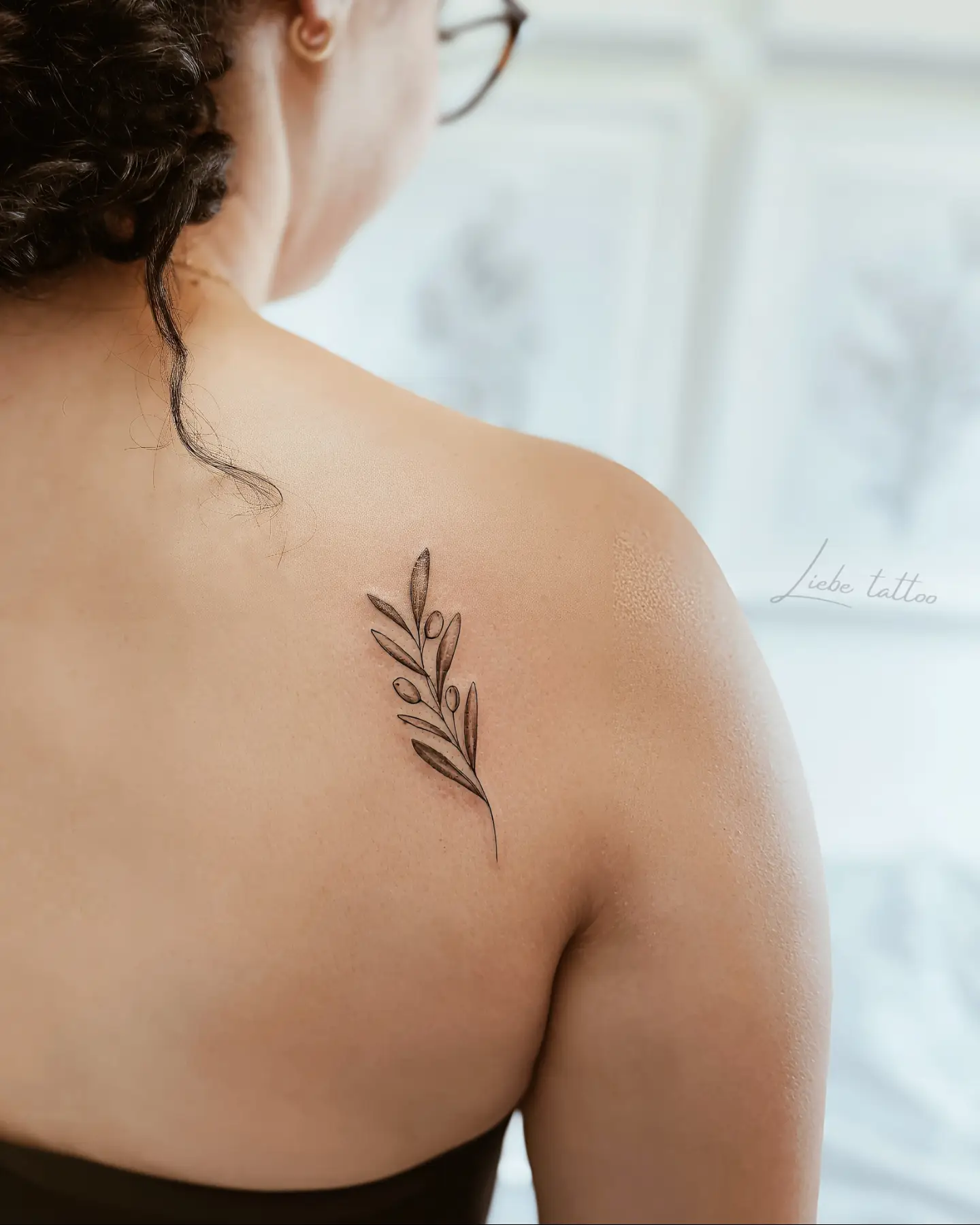 Tattoo by @liebe_tattoo — fine_line