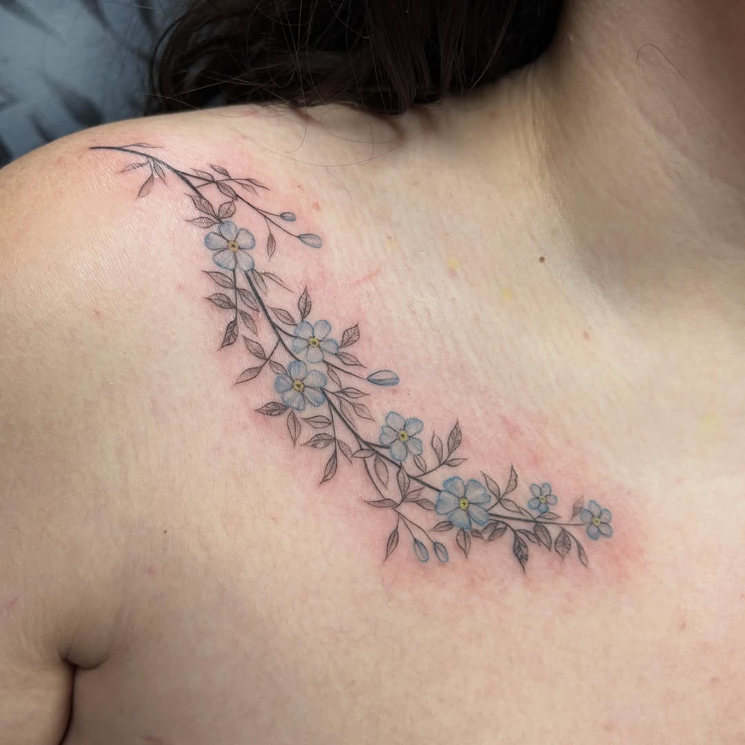 Tattoo by @jennyyyyflores โ fine_line, watercolor