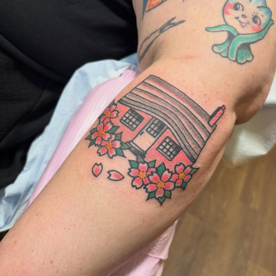 Tattoo by @rachel.cool — new_school