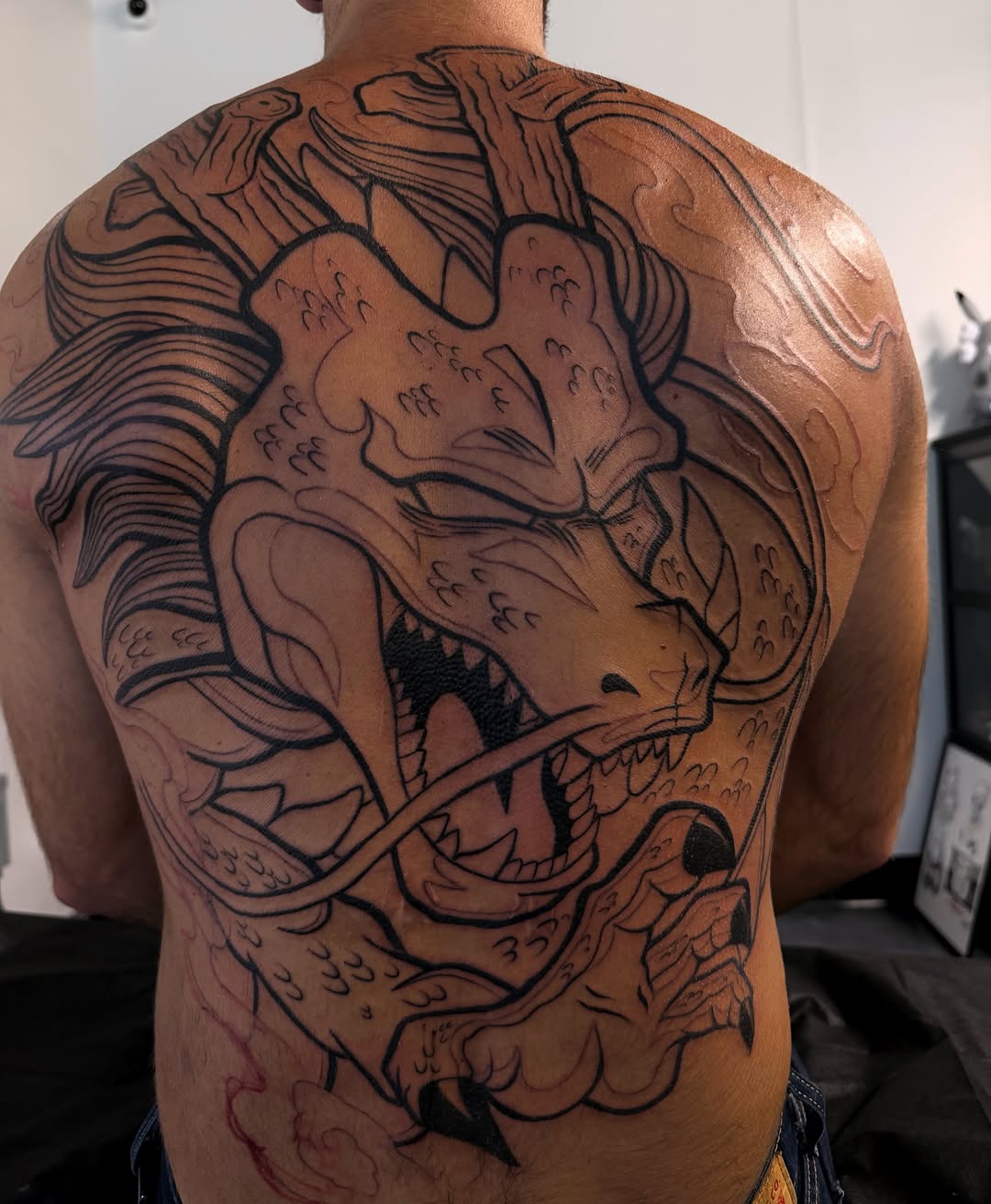 Dragon japanese irezumi tattoo on the back by Melissa "Lotuss" Chan