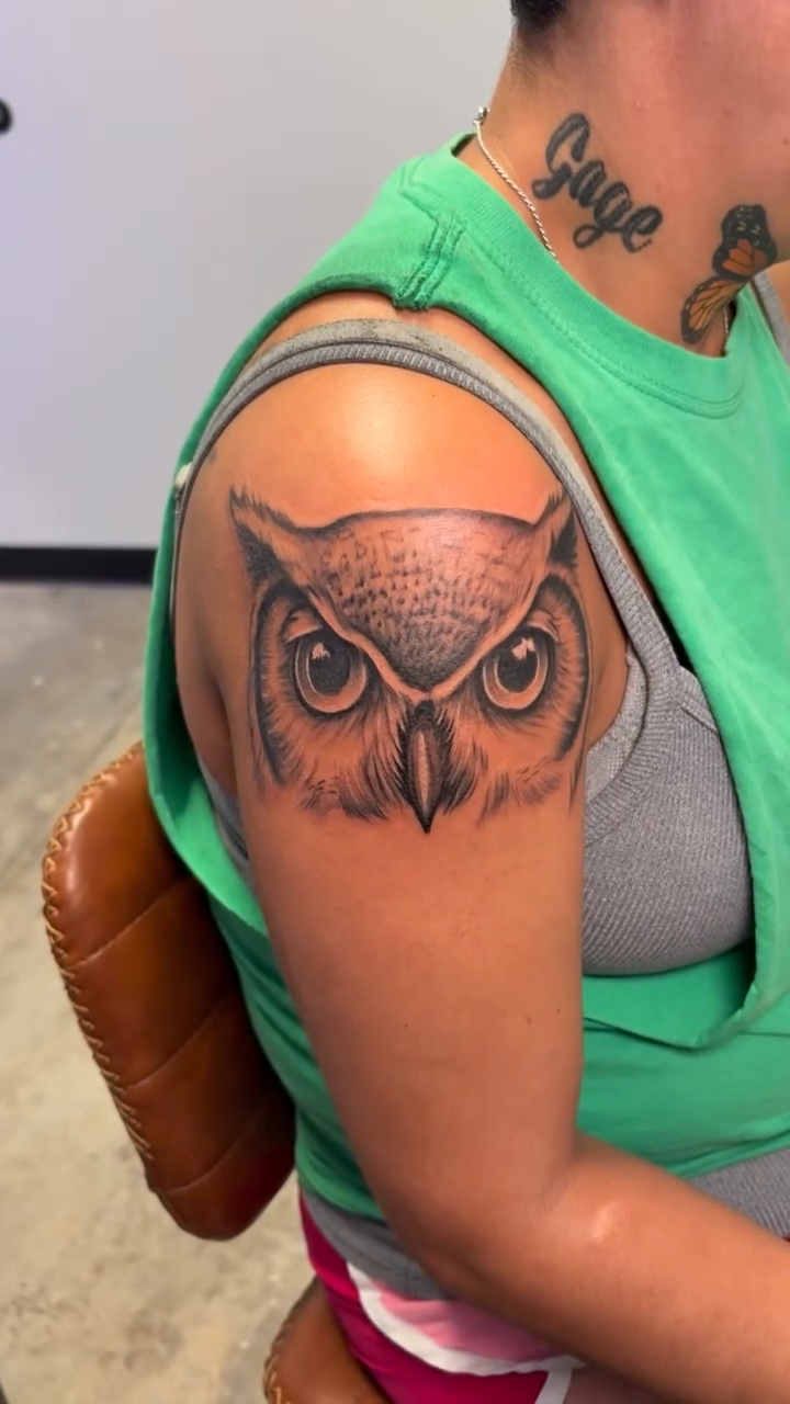 Owl realism tattoo by Brandon Harrison, Kansas City, Missouri