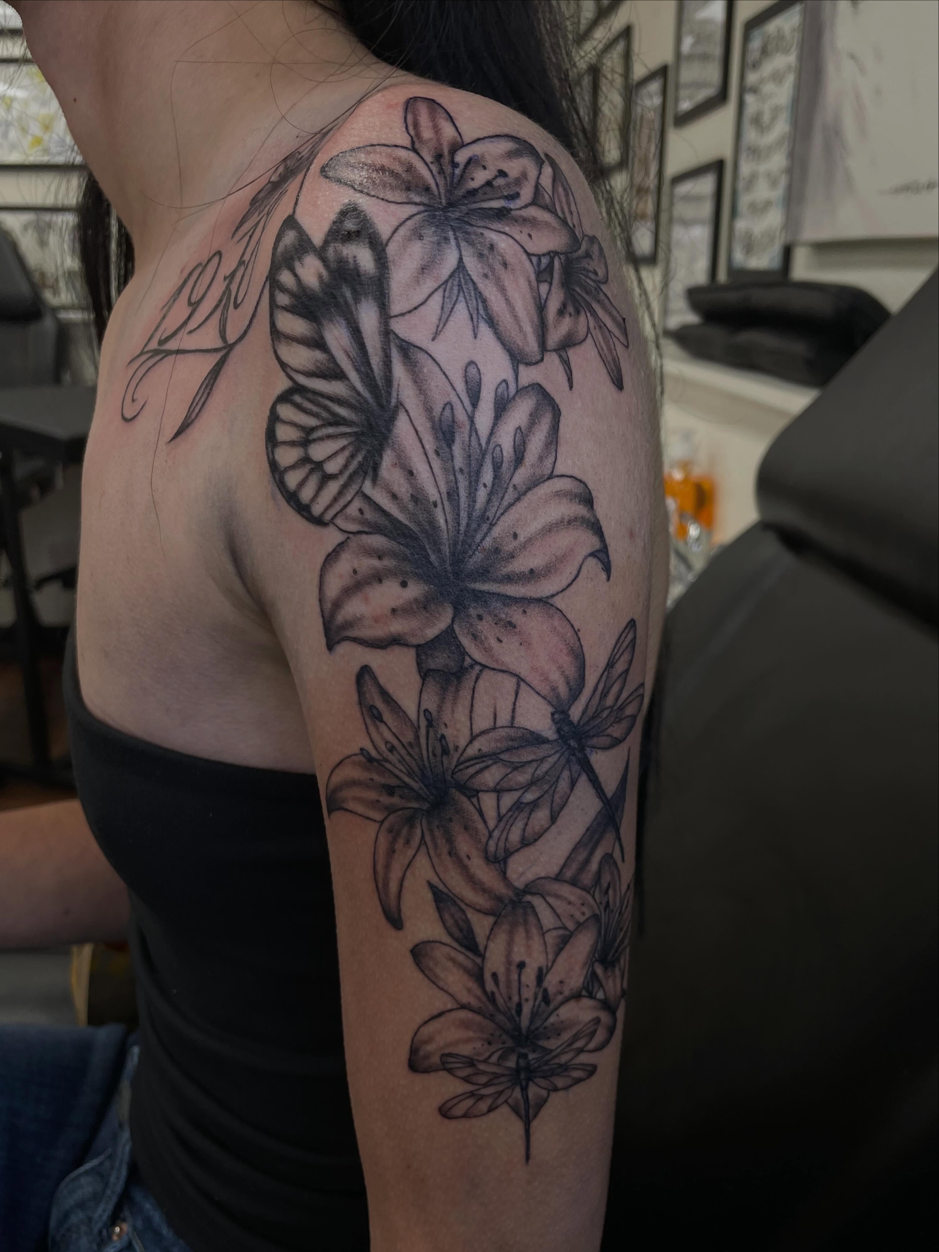 Tattoo by @lj._tattoos — black_and_grey