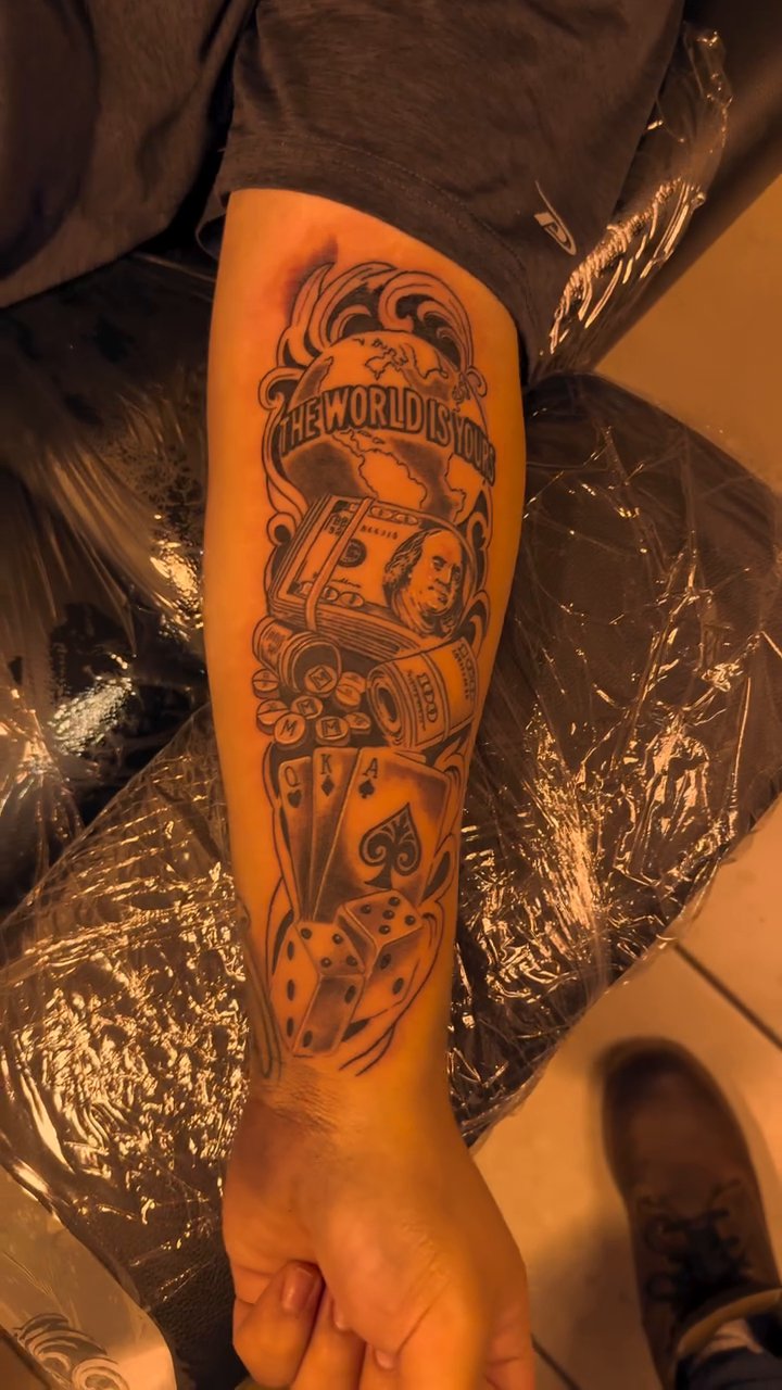 Tattoo by @noirtatu — black_and_grey, realism