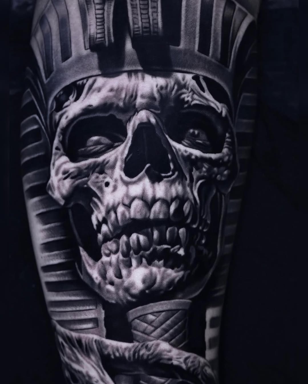 Pharaoh skull realism tattoo on the forearm by Sadier Alfonso