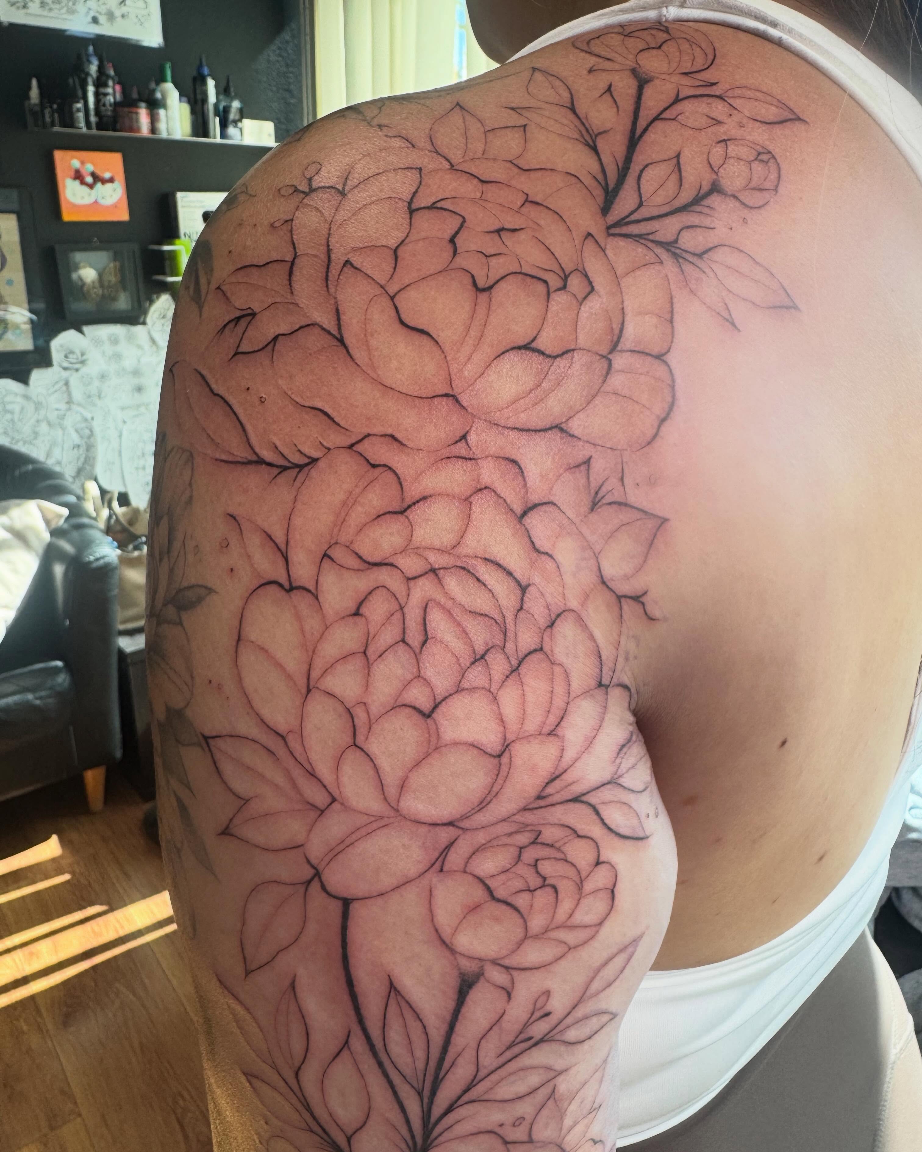Flowers black and grey tattoo on the shoulder by Tattoo, San Diego, California