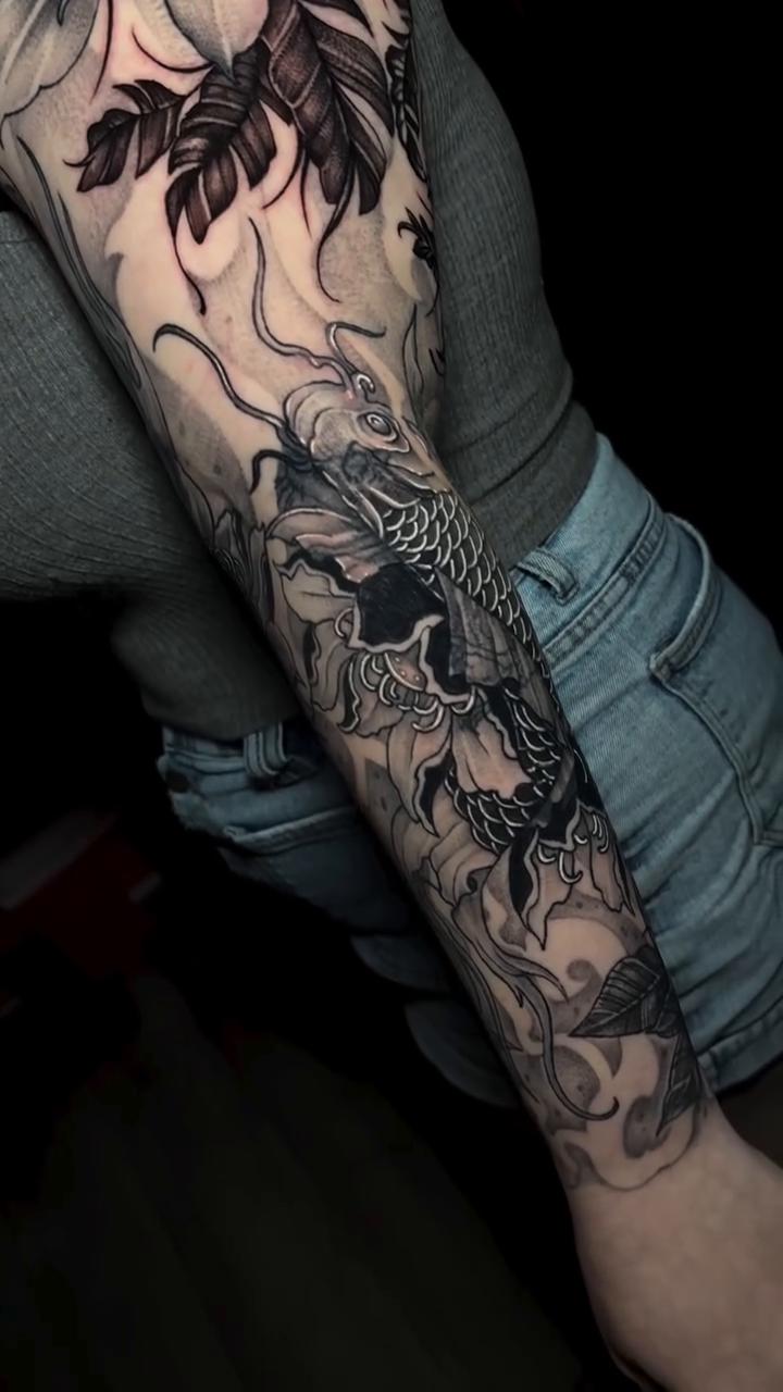 Tattoo by @morgue_ink โ japanese_irezumi, black_and_grey