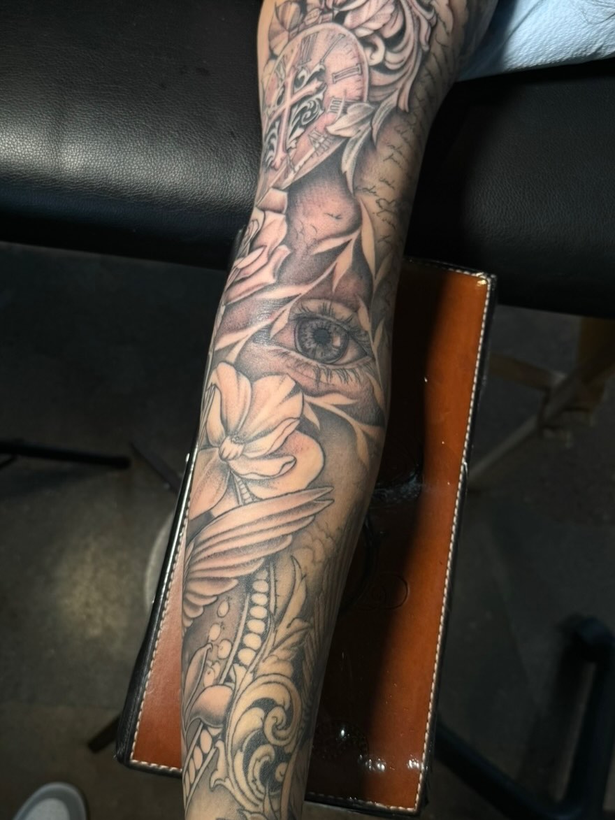 Tattoo by @mackmade.tattoos — black_and_grey, realism