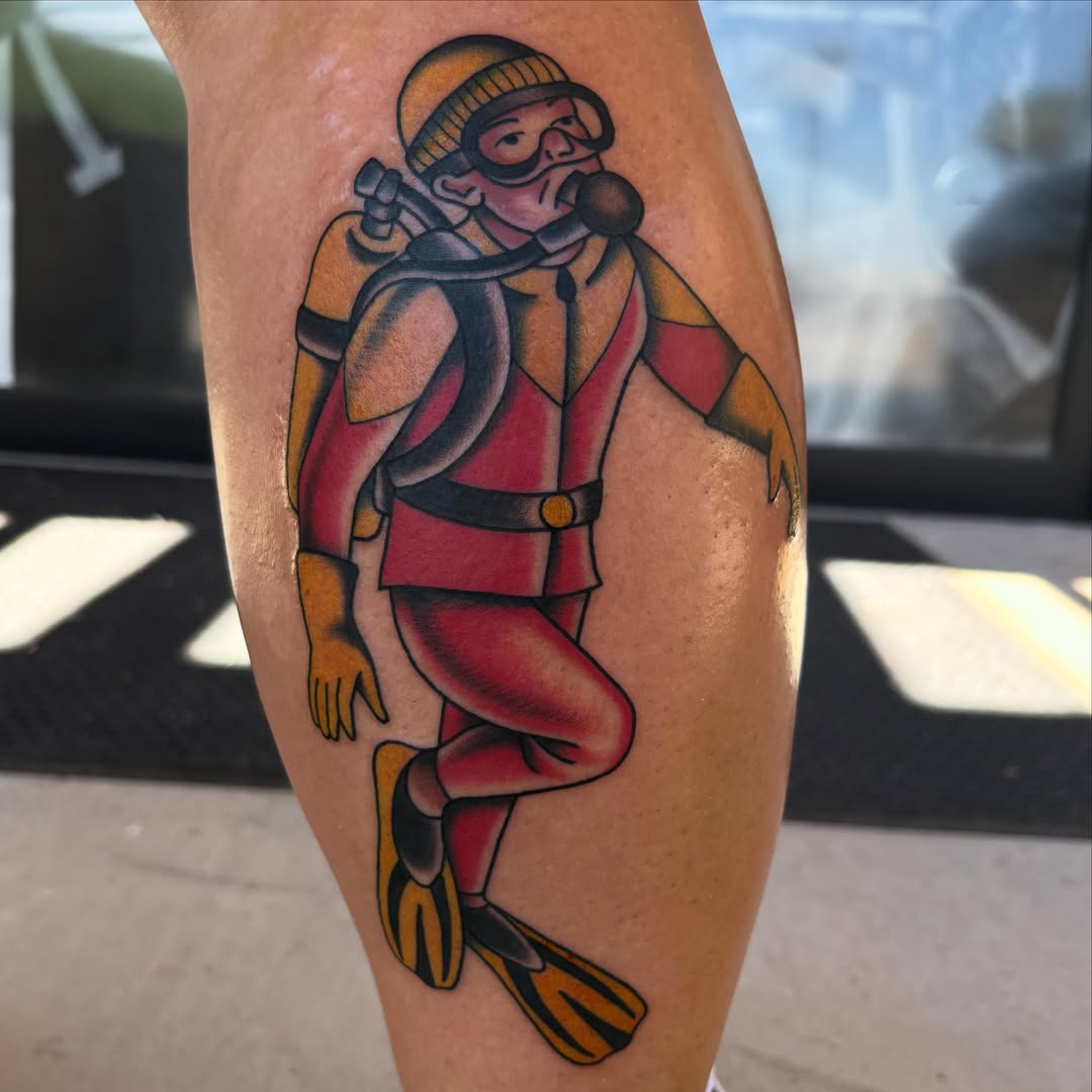 Tattoo by @tattoosbyallyy — american_traditional