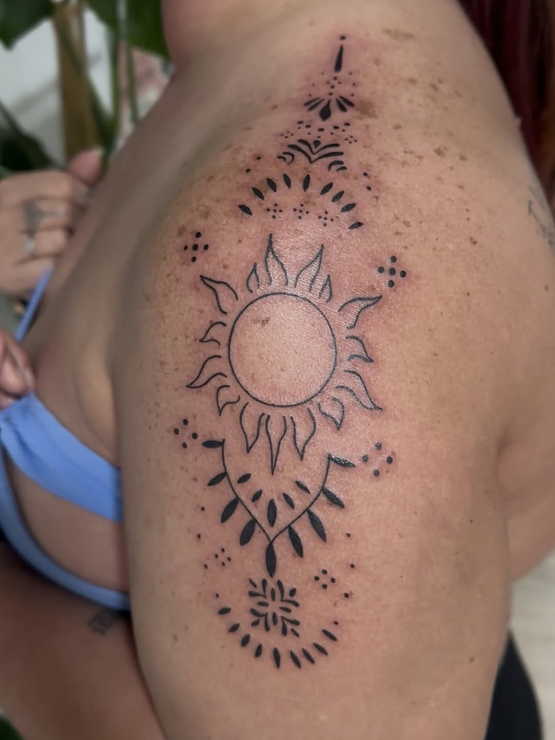 Tattoo by @lex_tatt — fine_line, dotwork