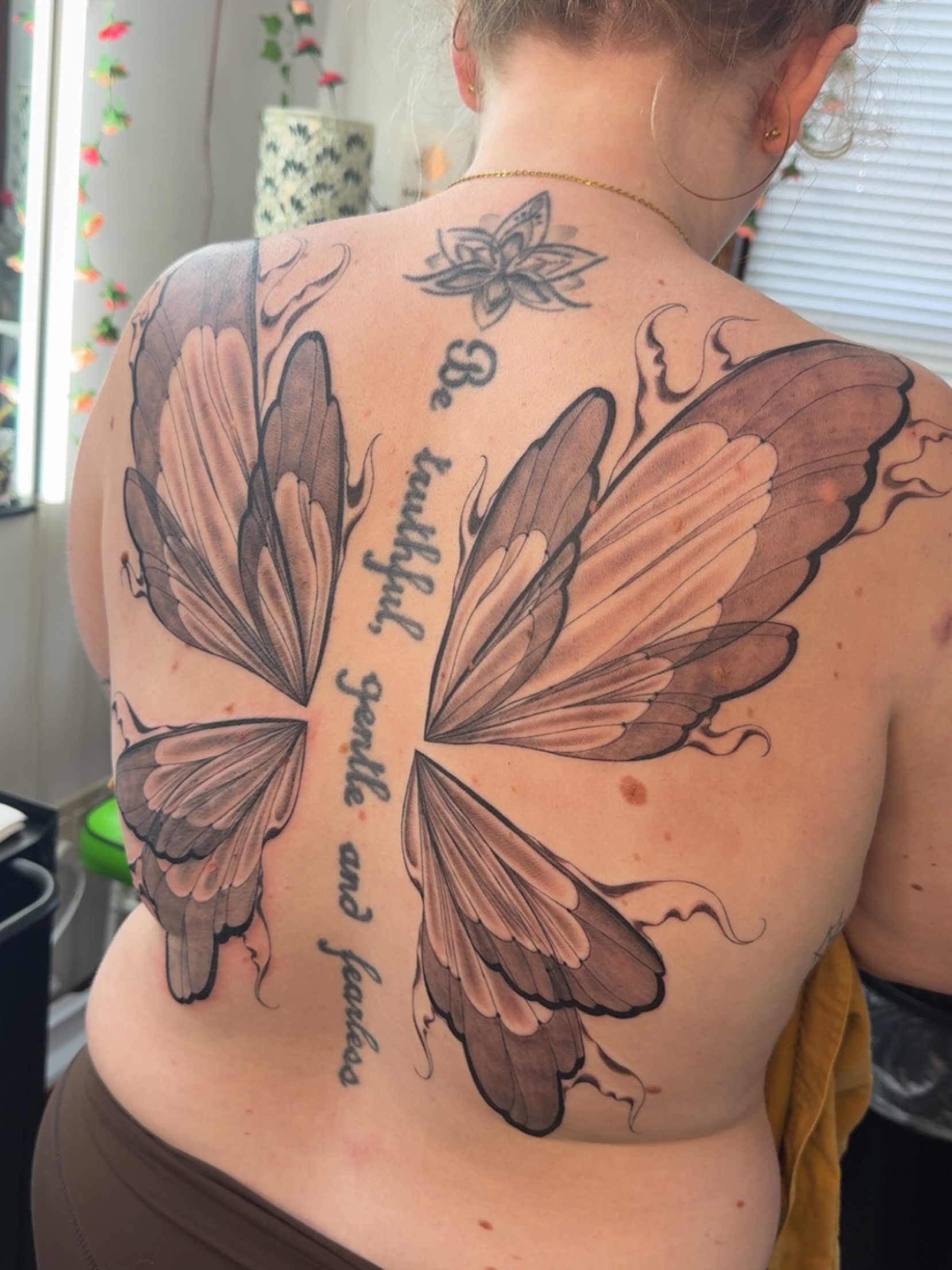 Tattoo by @inyourskiin — realism