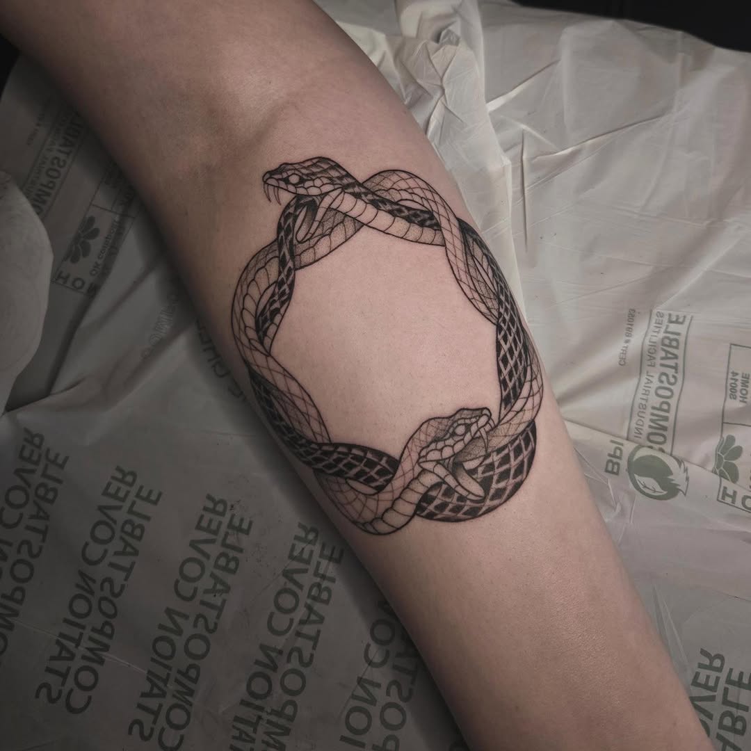 Tattoo by @alexandraathenstattoo — black_and_grey, fine_line