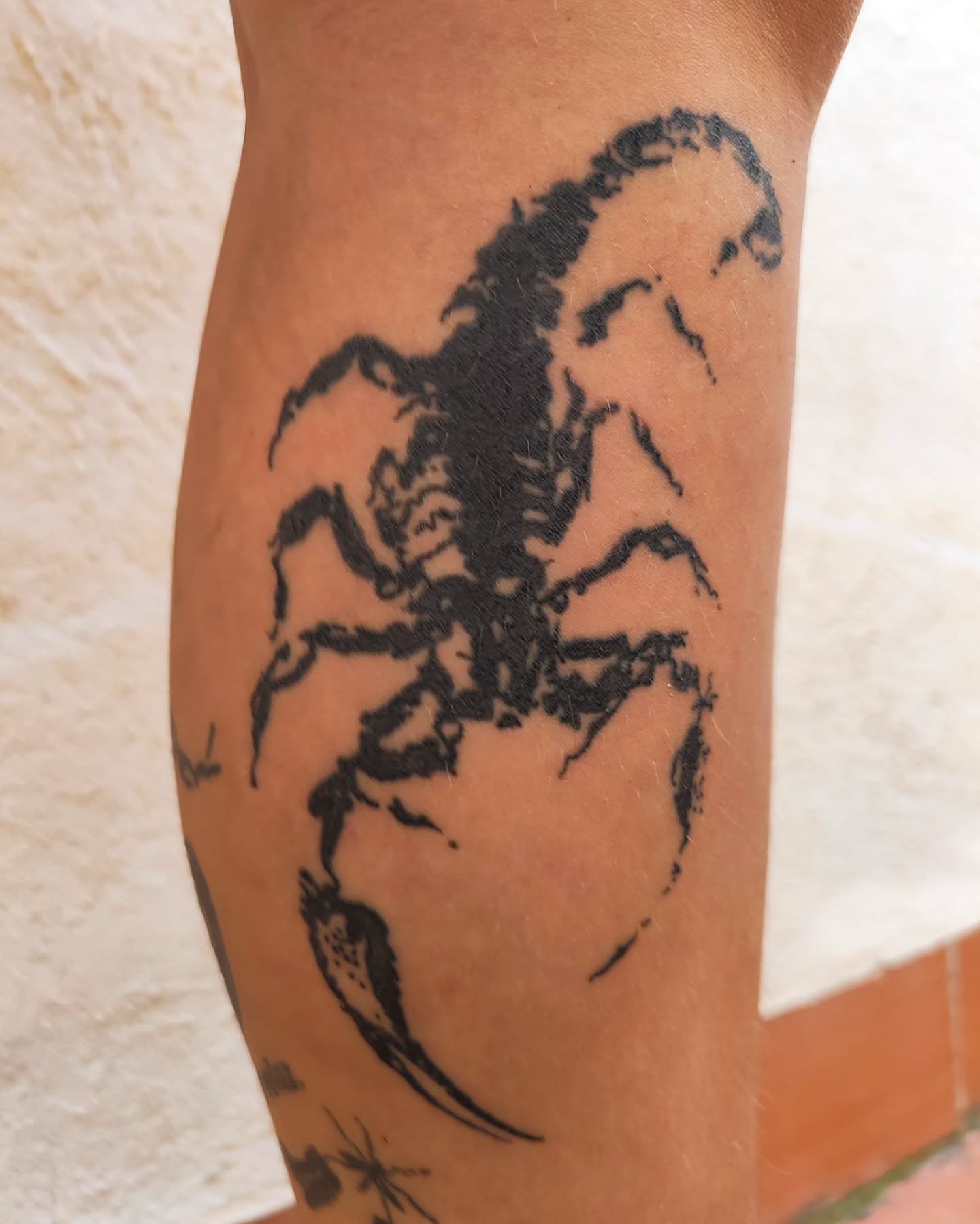 Tattoo by @kittra_ttt — black_and_grey