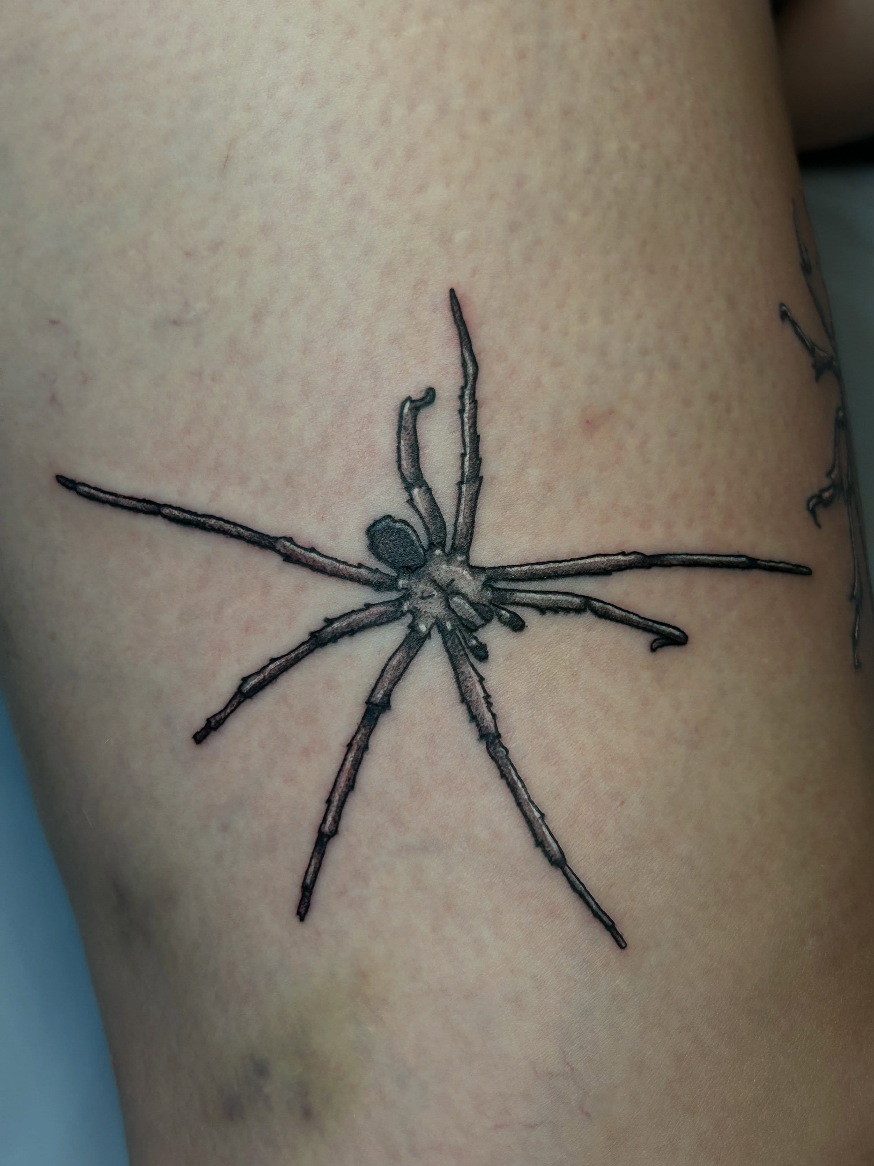 Tattoo by @alifaetattoos β black_and_grey