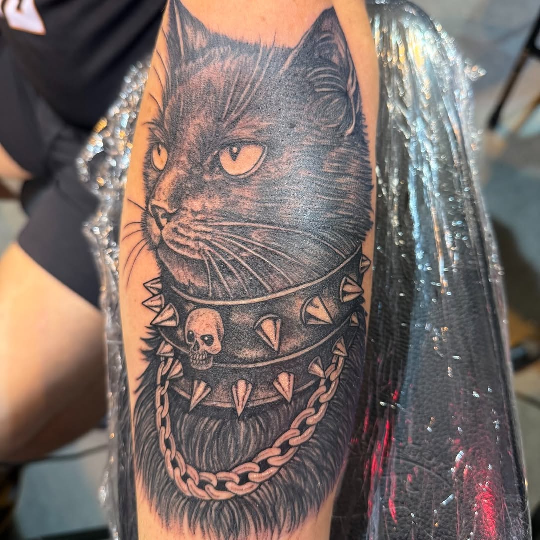 Tattoo by @lenca_art — realism, black_and_grey