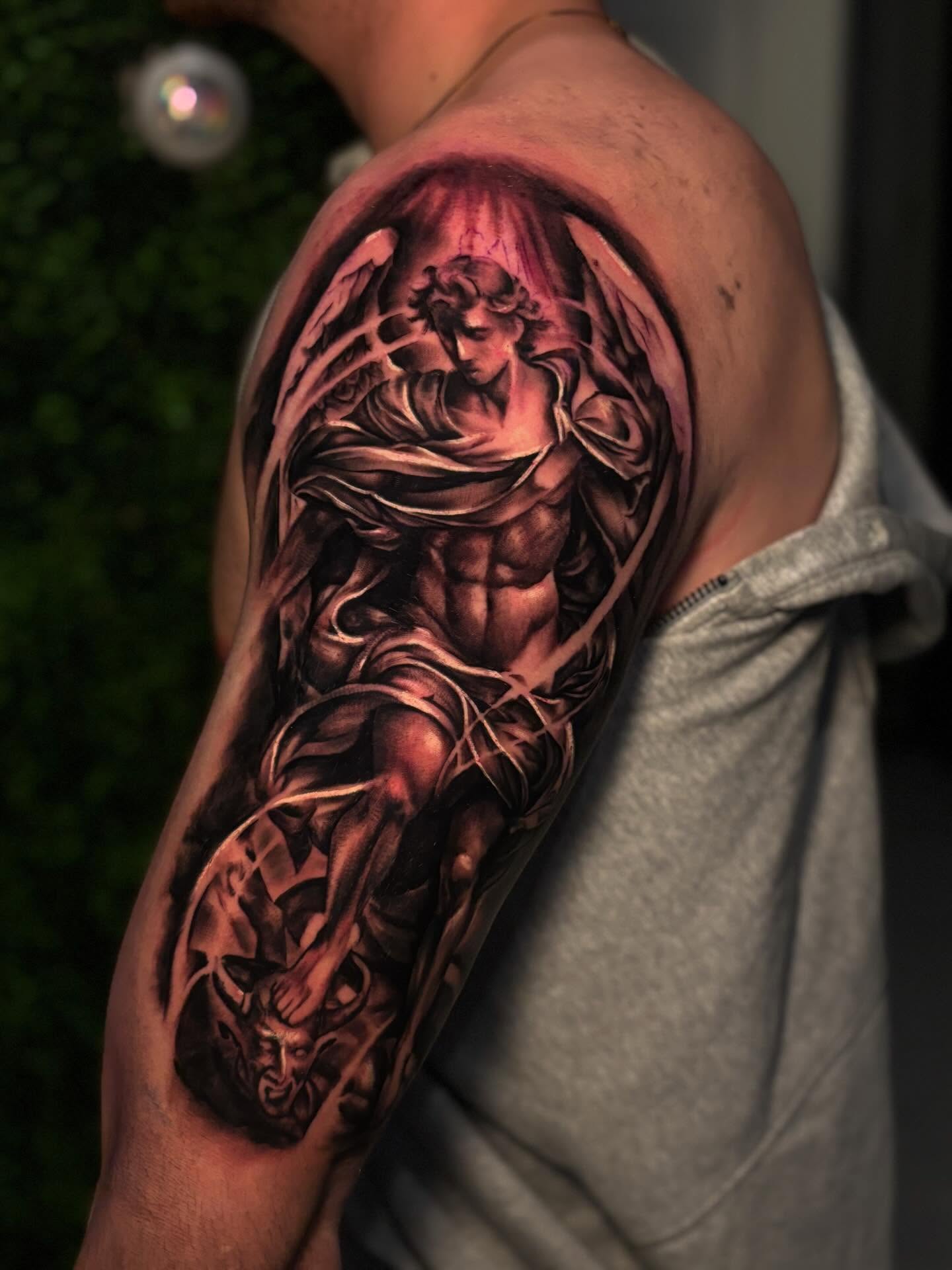 Tattoo by @bellabuonopanetattoos — realism, dark_realism