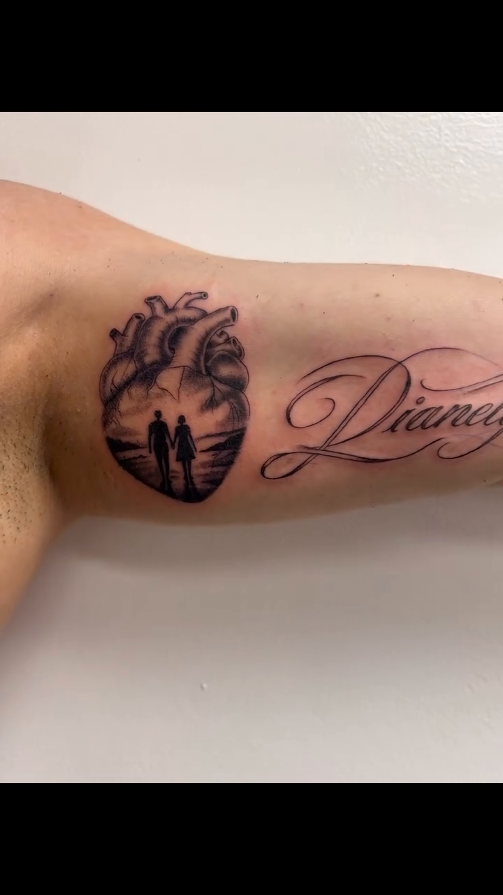 Fine line tattoo on the forearm by Chris