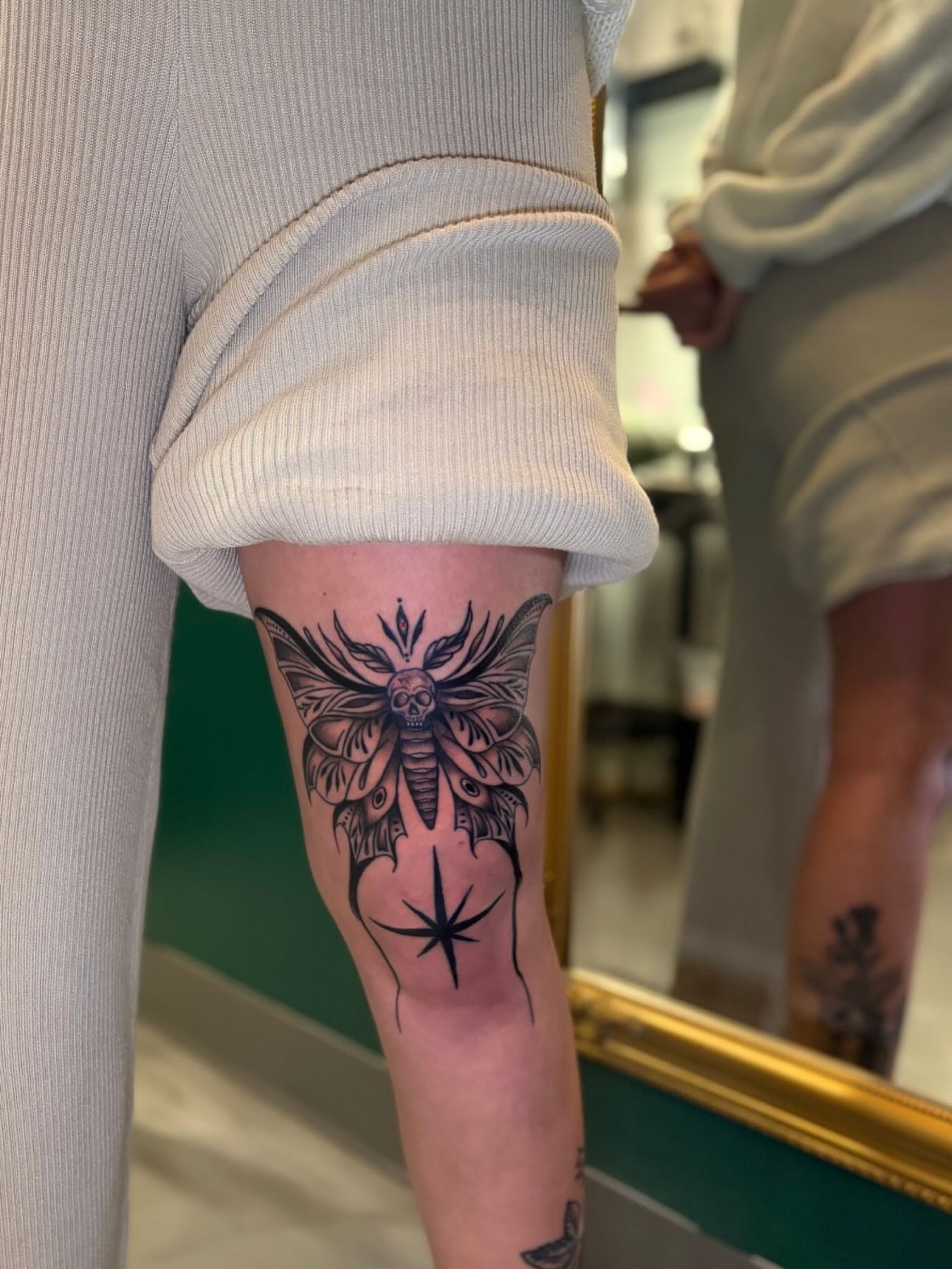 Tattoo by @artbyjessieb — neo_traditional, geometric