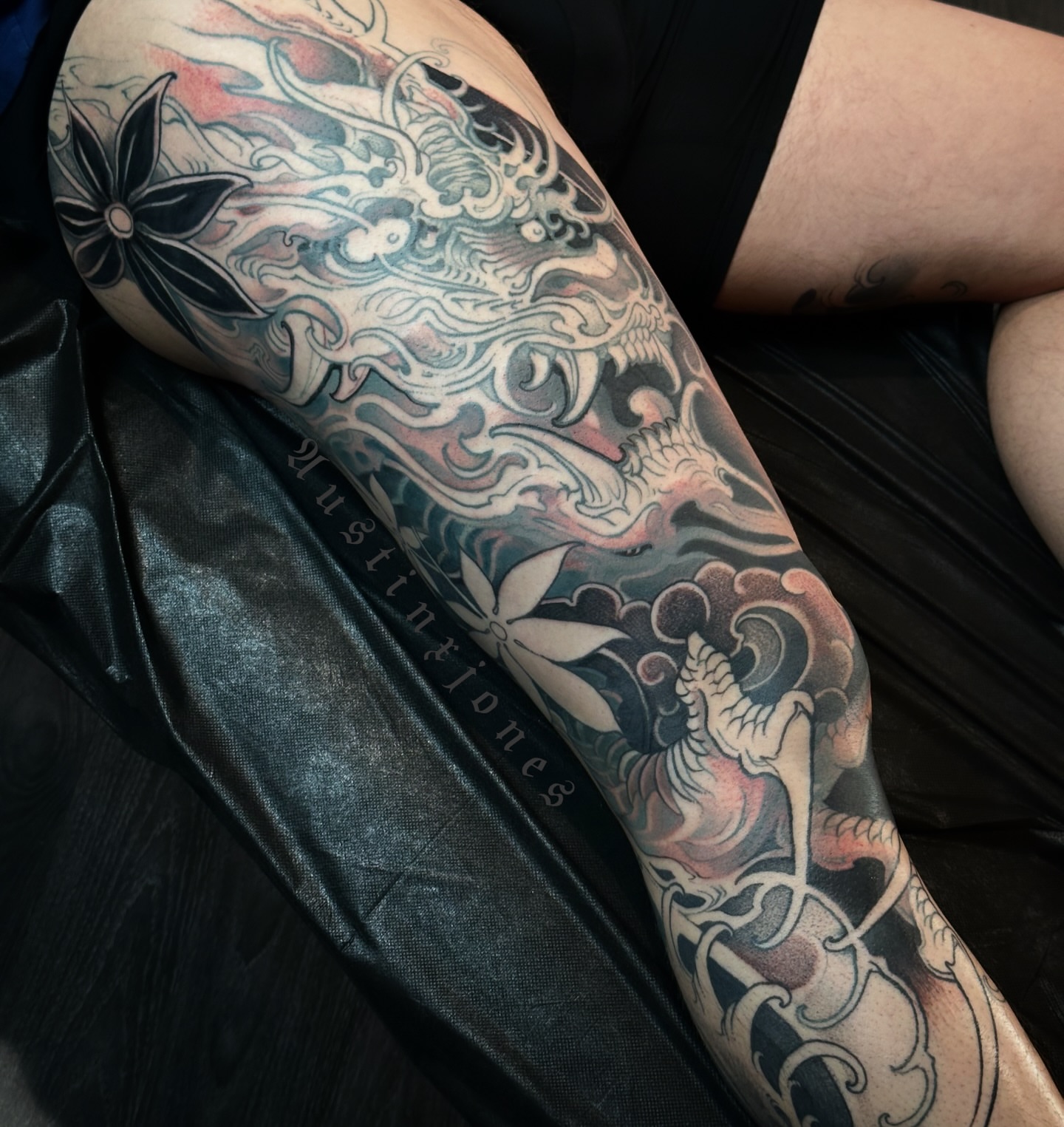 Dragon and waves japanese irezumi tattoo on the forearm by 👻✦ 🅐🅤🅢🅣🅘🅝🅧🅙🅞🅝🅔🅢 ✦👻