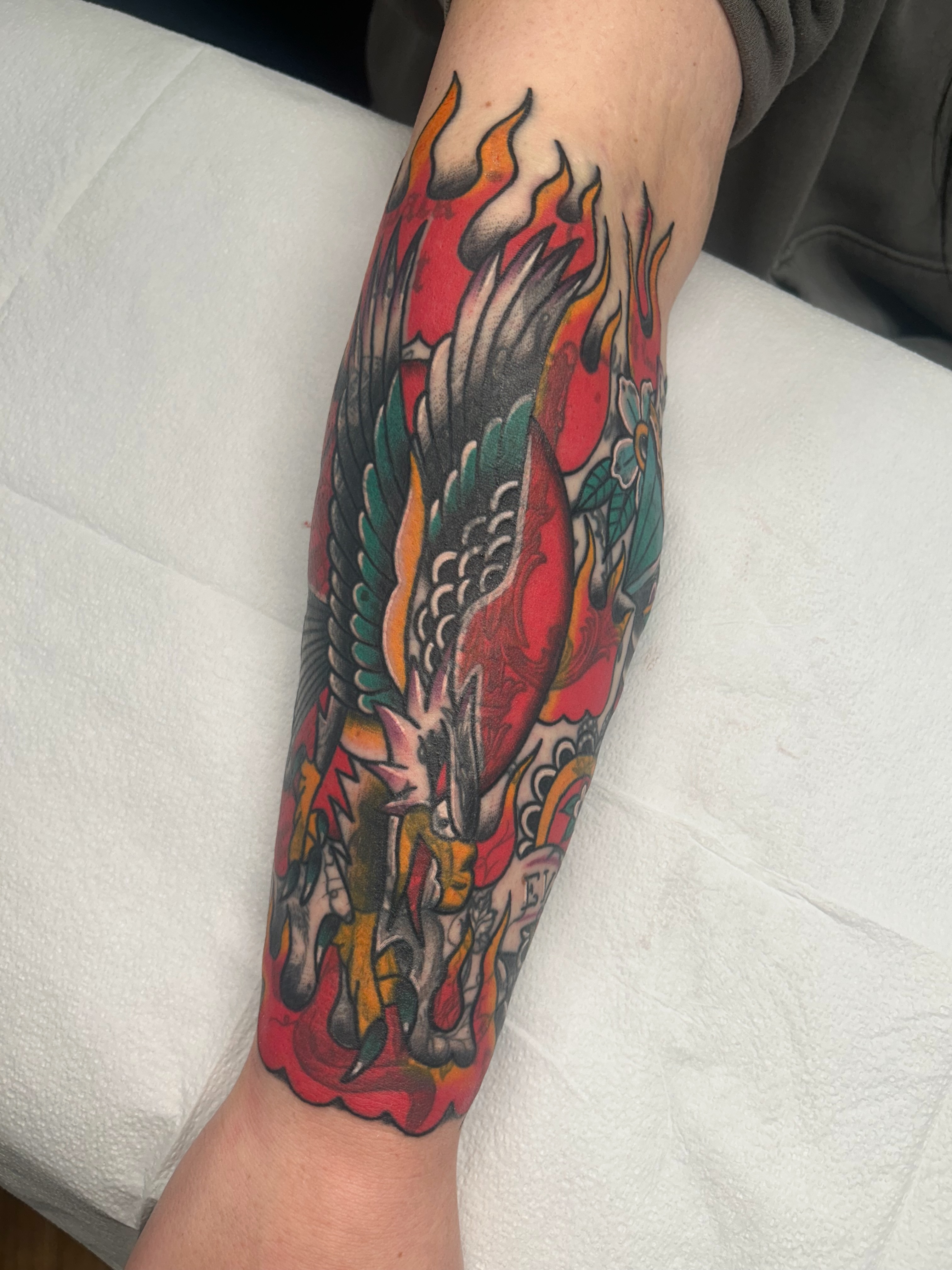Fire-breathing dragon American traditional tattoo on the forearm by ๐๐ข๐ฉ๐๐ซ๐ฆ๐ข ๐๐ฌ๐ซ๐ก๐๐ถ๐ฆ
โจ