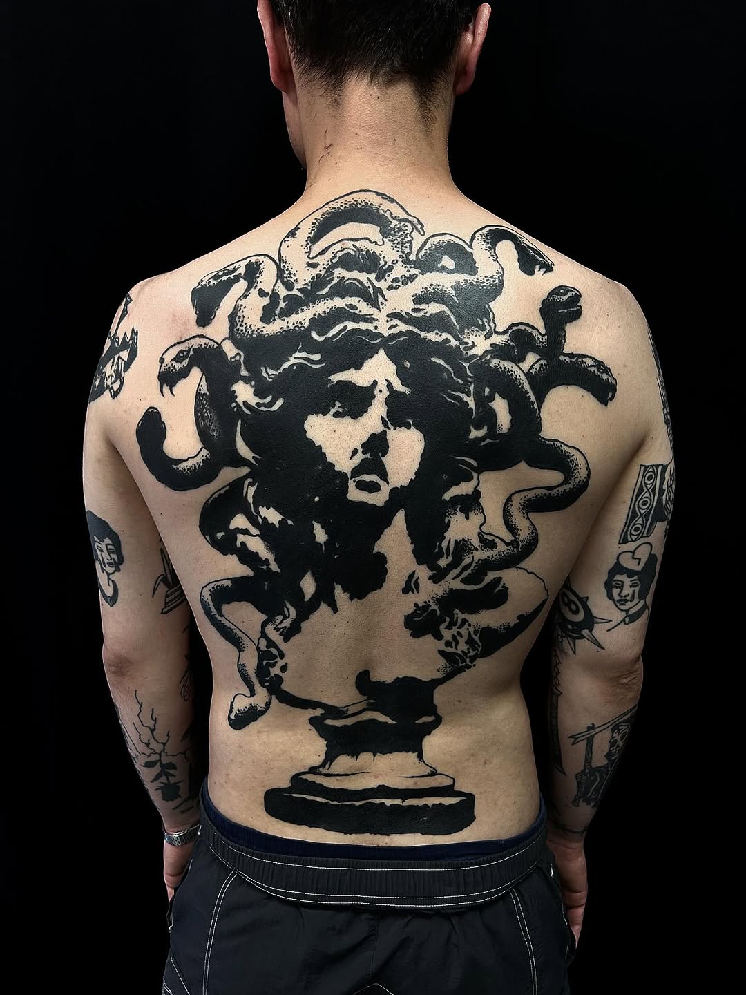 Medusa bust realism tattoo on the back by Comastein__________✍🏼️