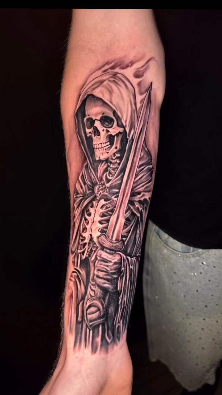 Tattoo by @inkbymason — black_and_grey, realism