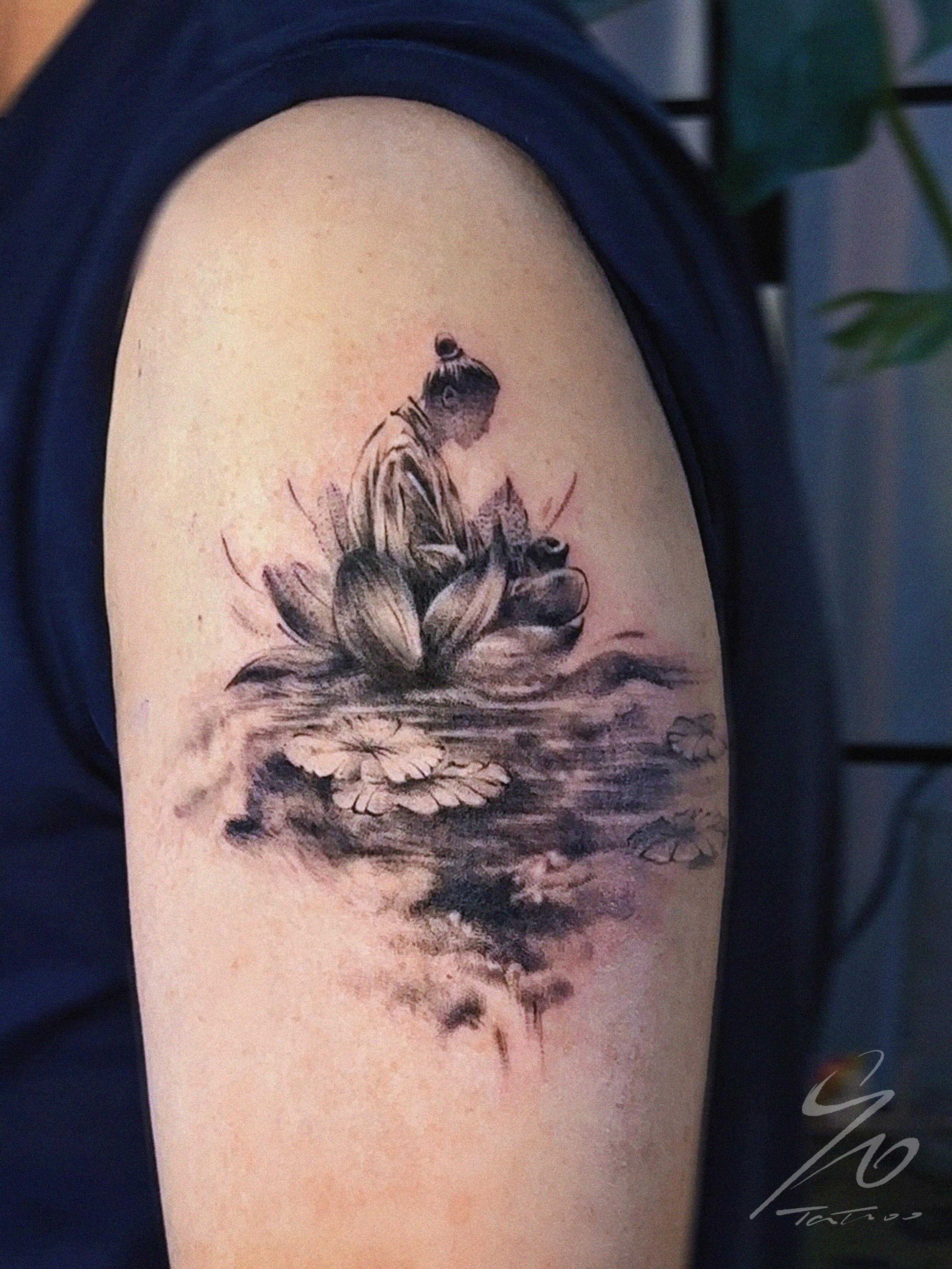 Tattoo by @90tattoo_ — realism, dotwork